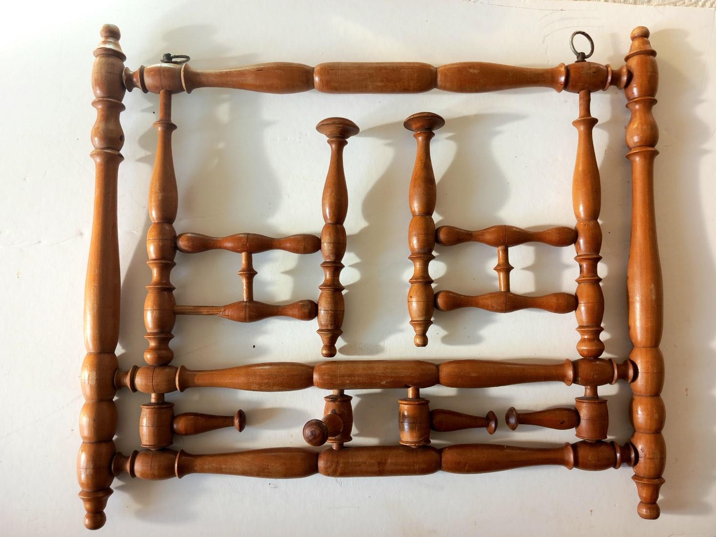 Turned Coat Rack and Hat Tourned Wood with 8 Folding Hooks, Spain, 19th Century For Sale