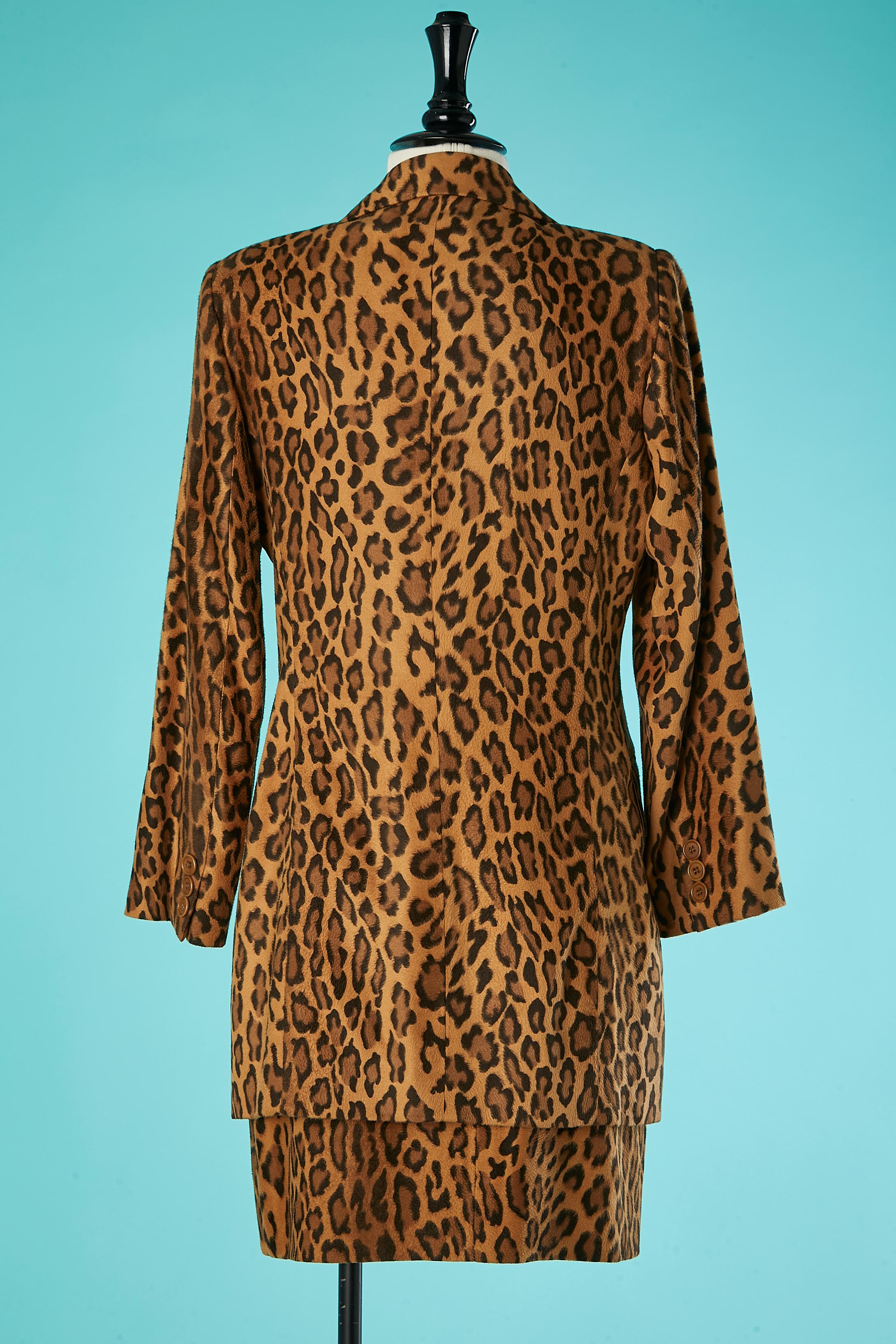 Coat and skirt ensemble with leopard print GFF Gianfranco Ferré  For Sale 1