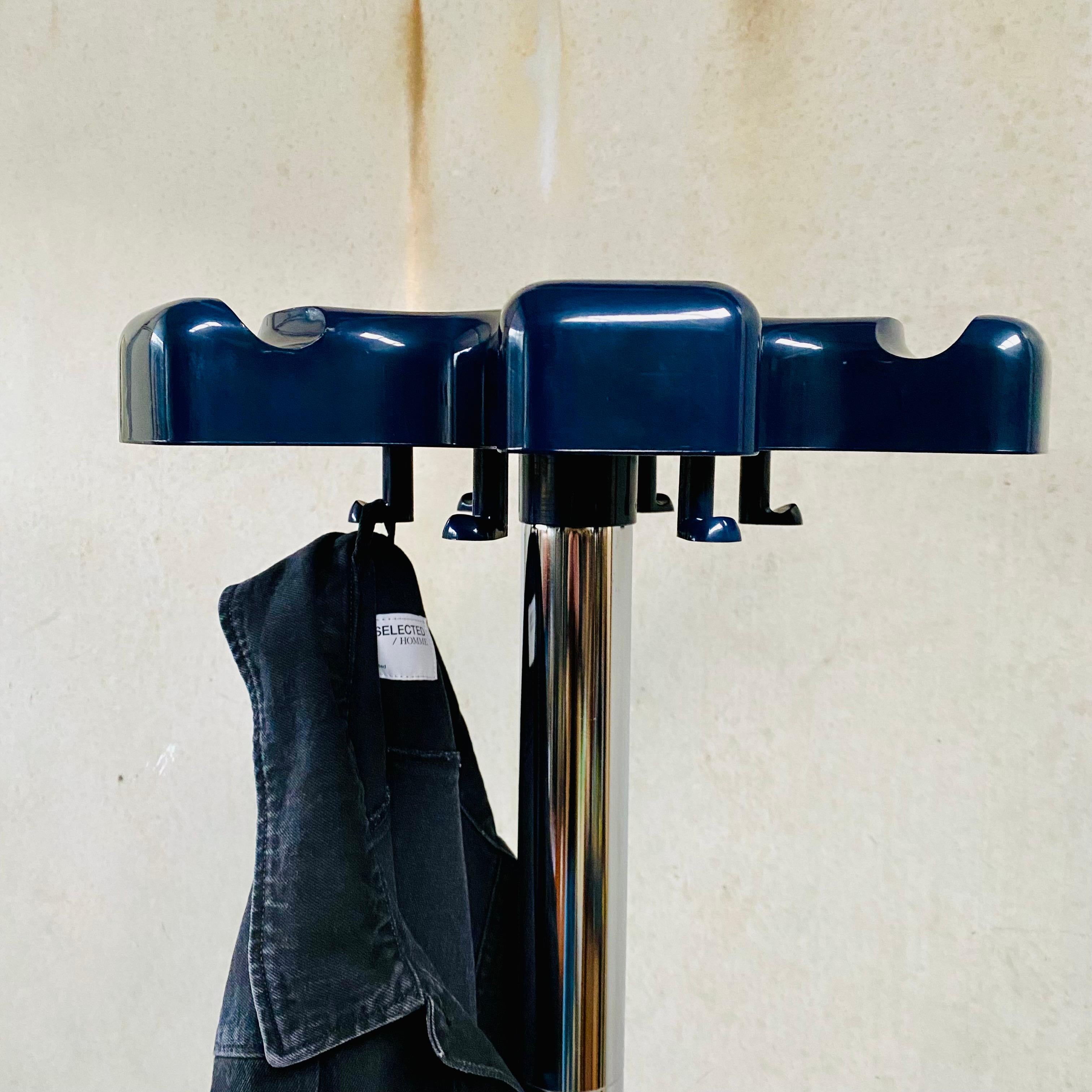 Mid-Century Modern Manteau et Stand Umbrella modèle VIP par Paolo Orlandini & Roberto Lucci pour Velca en vente