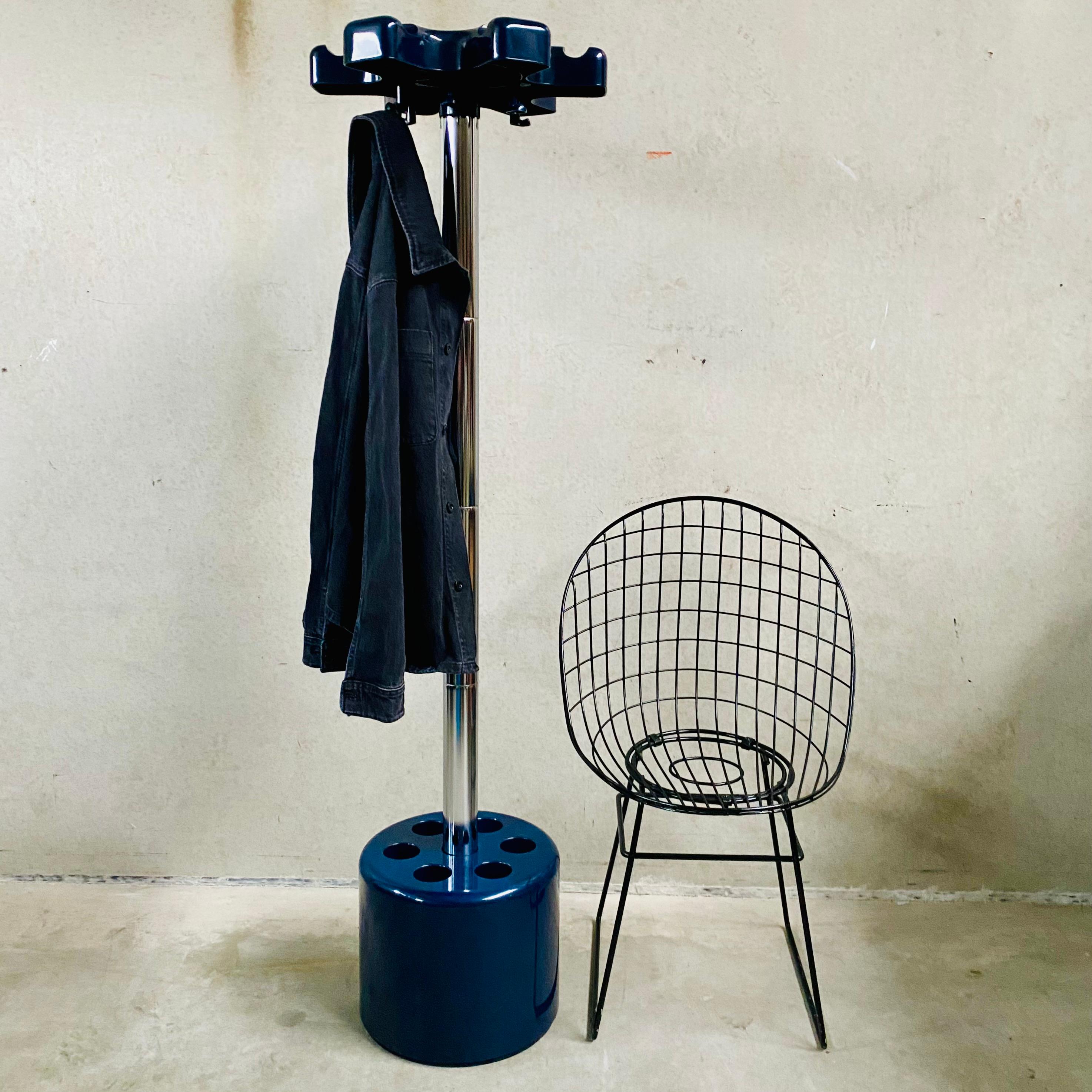 Late 20th Century Coat and Umbrella Stand model VIP by Paolo Orlandini & Roberto Lucci for Velca For Sale