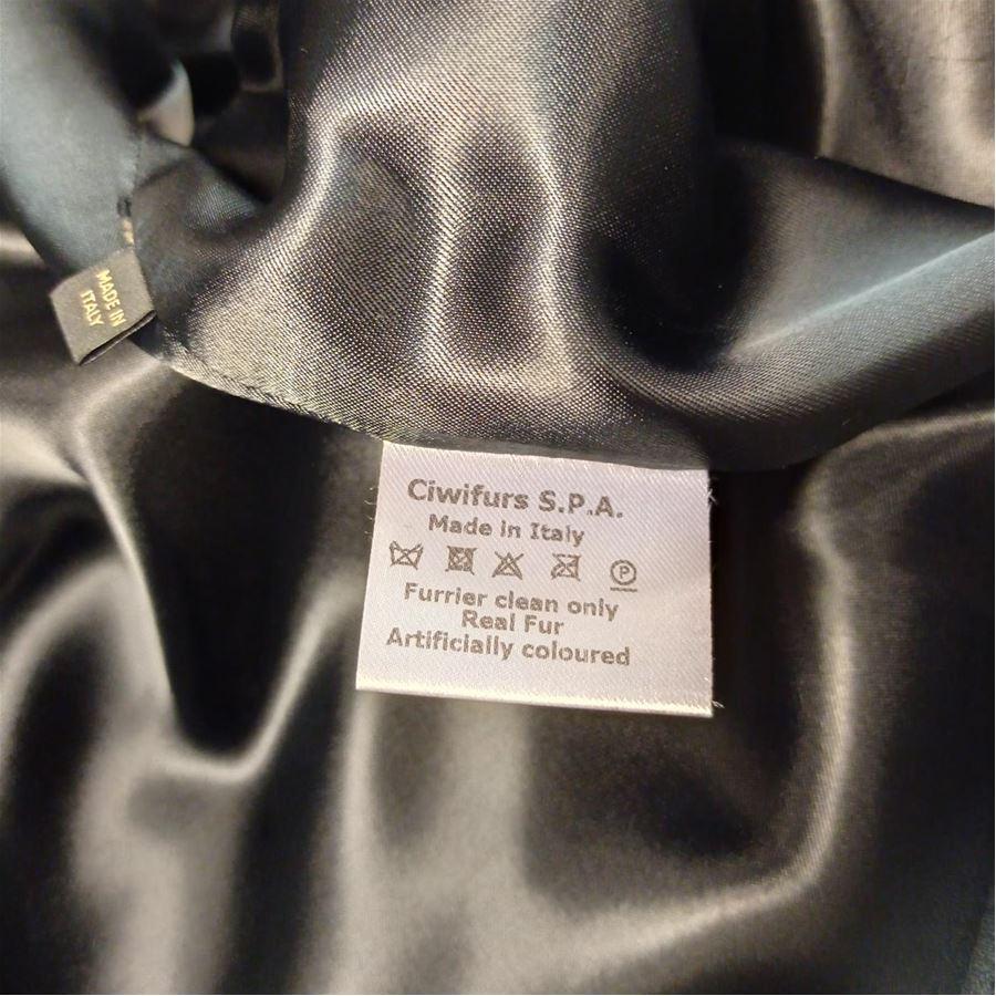 Black Vionnet Paris Coat size M For Sale