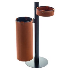 Kleiderbügel von Limac Design, Stahl und Leder, ADELFO