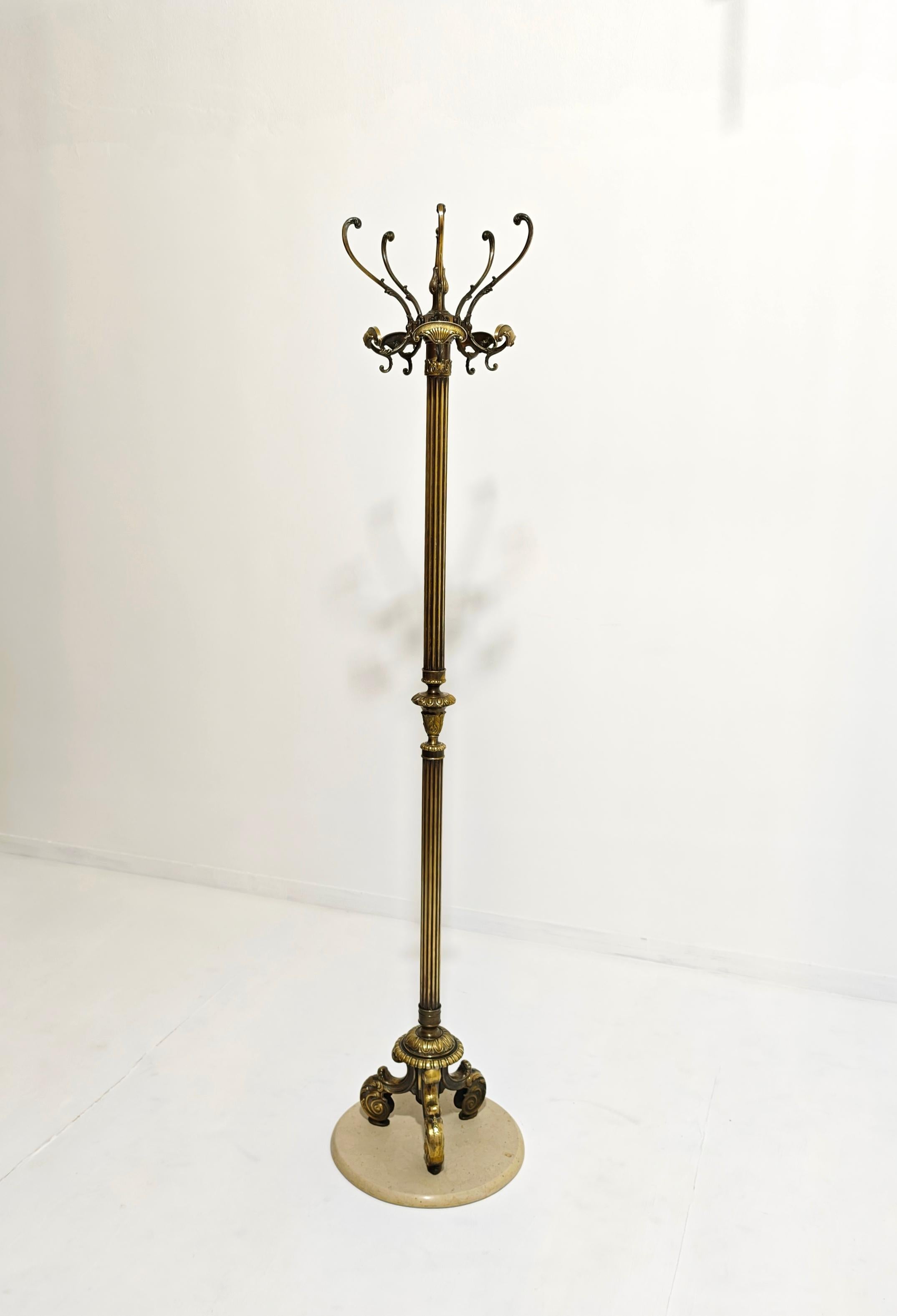 Appendiabiti in ottone decorato e marmo Made in Italy 1960 Mid-Century in vendita 2