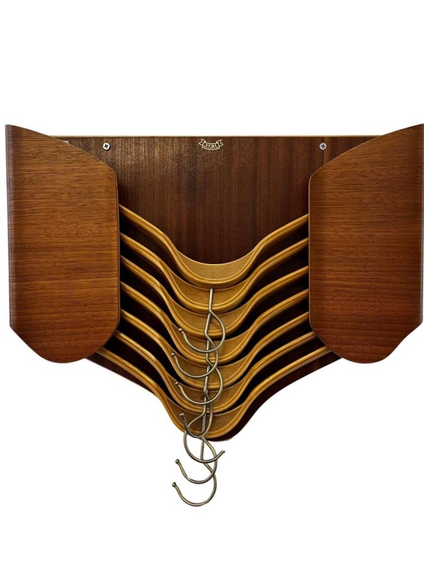 Colgador para abrigos, diseño sueco, madera de teca, YCKI Suecia, años 60 en venta 4
