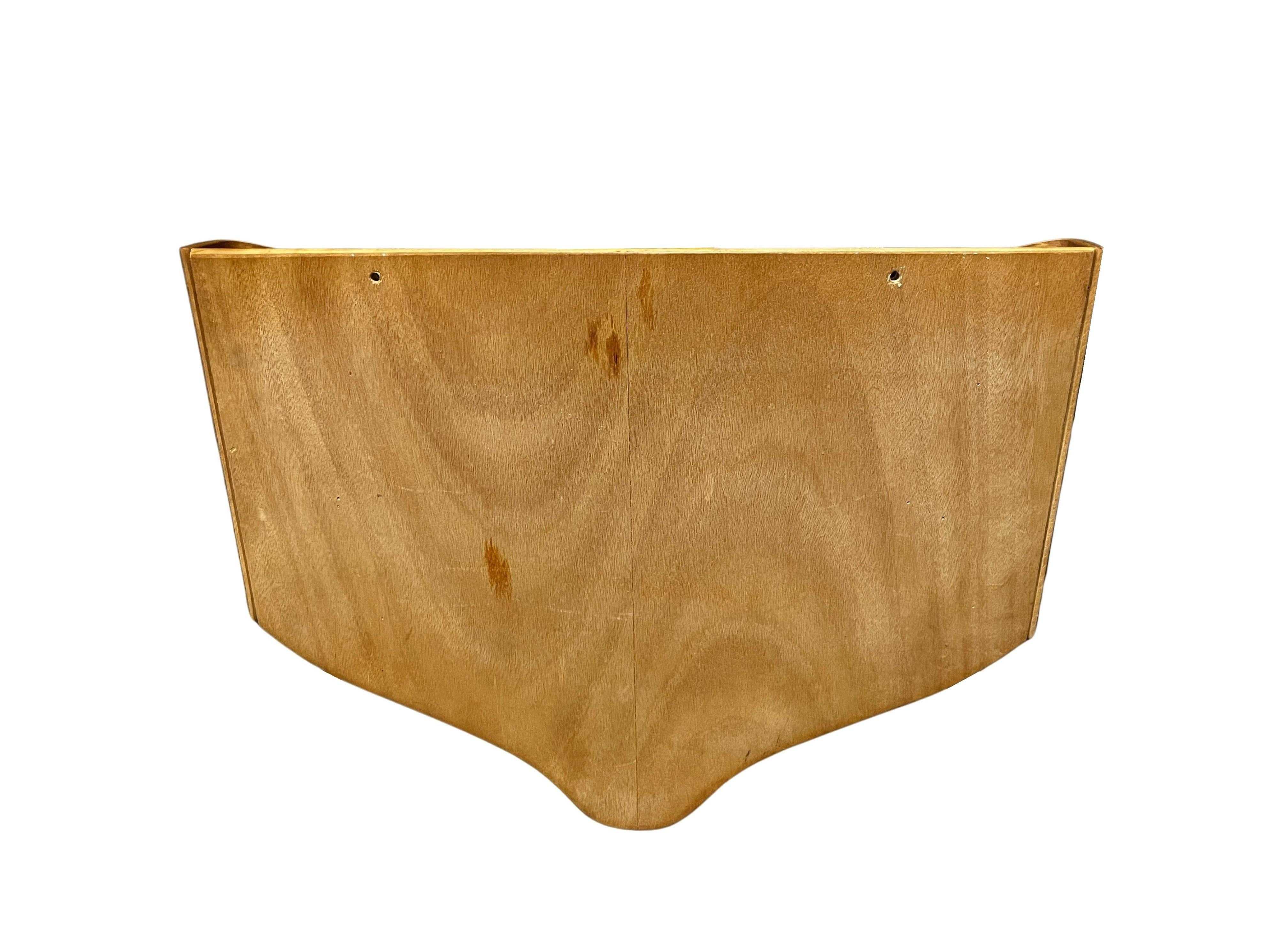 Colgador para abrigos, diseño sueco, madera de teca, YCKI Suecia, años 60 Chapado en venta