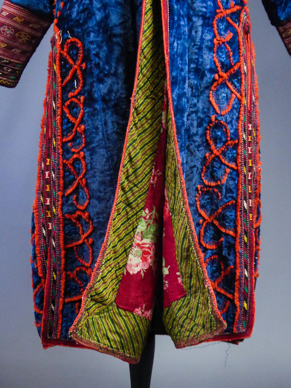 Abrigo de terciopelo azul bordado con lana - Turkmenistán Circa 1950/1970 3