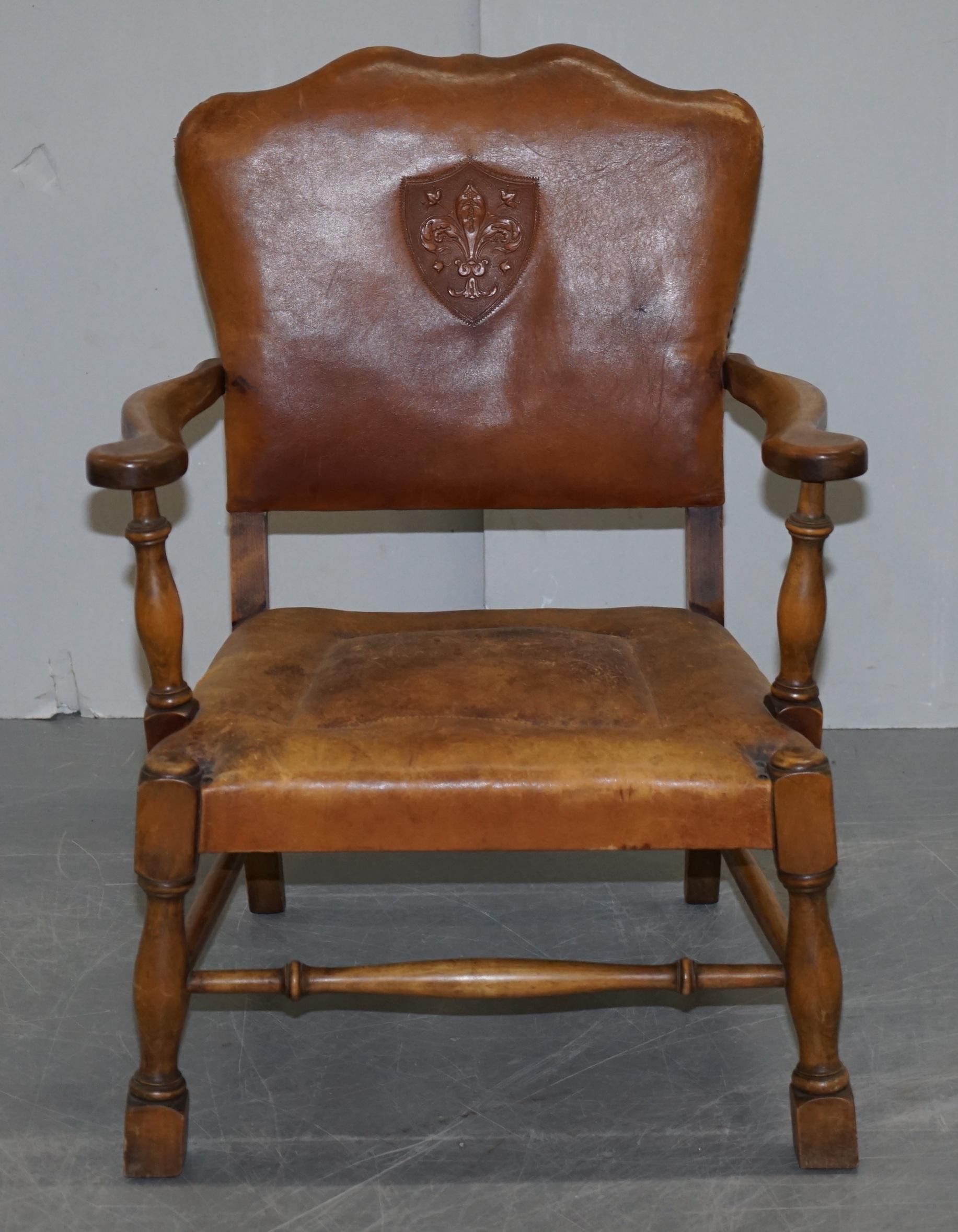 Coat of Arms Armorial Crest Edwardian Oak & Brown Leather Smart Club Armchairs 9