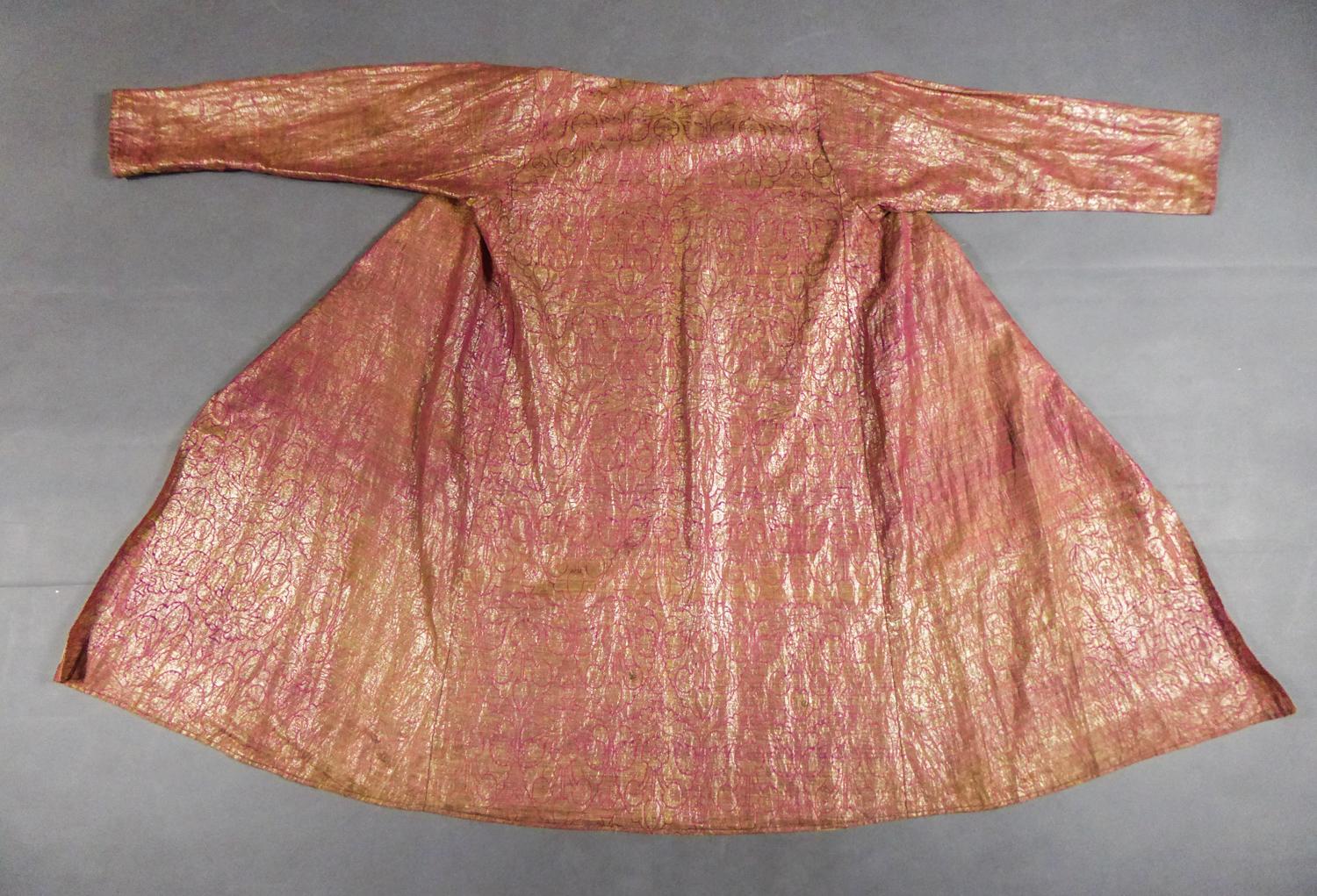 Coat or Banyan in Gold Lamé and Russian Cotton Print - Uzbekistan Circa 1920 3