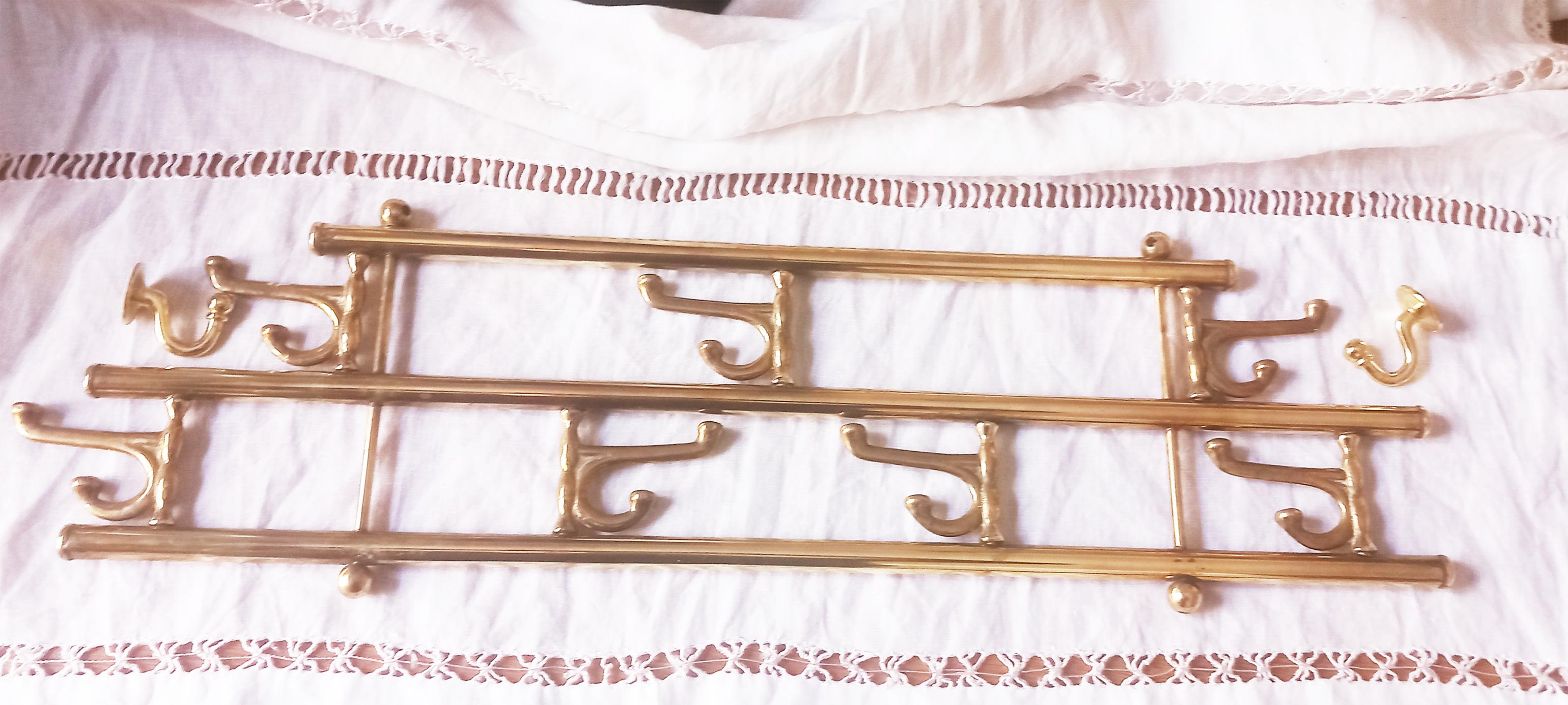 Coat Rack Brass With 7 Folding Hooks In Excellent Condition For Sale In Mombuey, Zamora