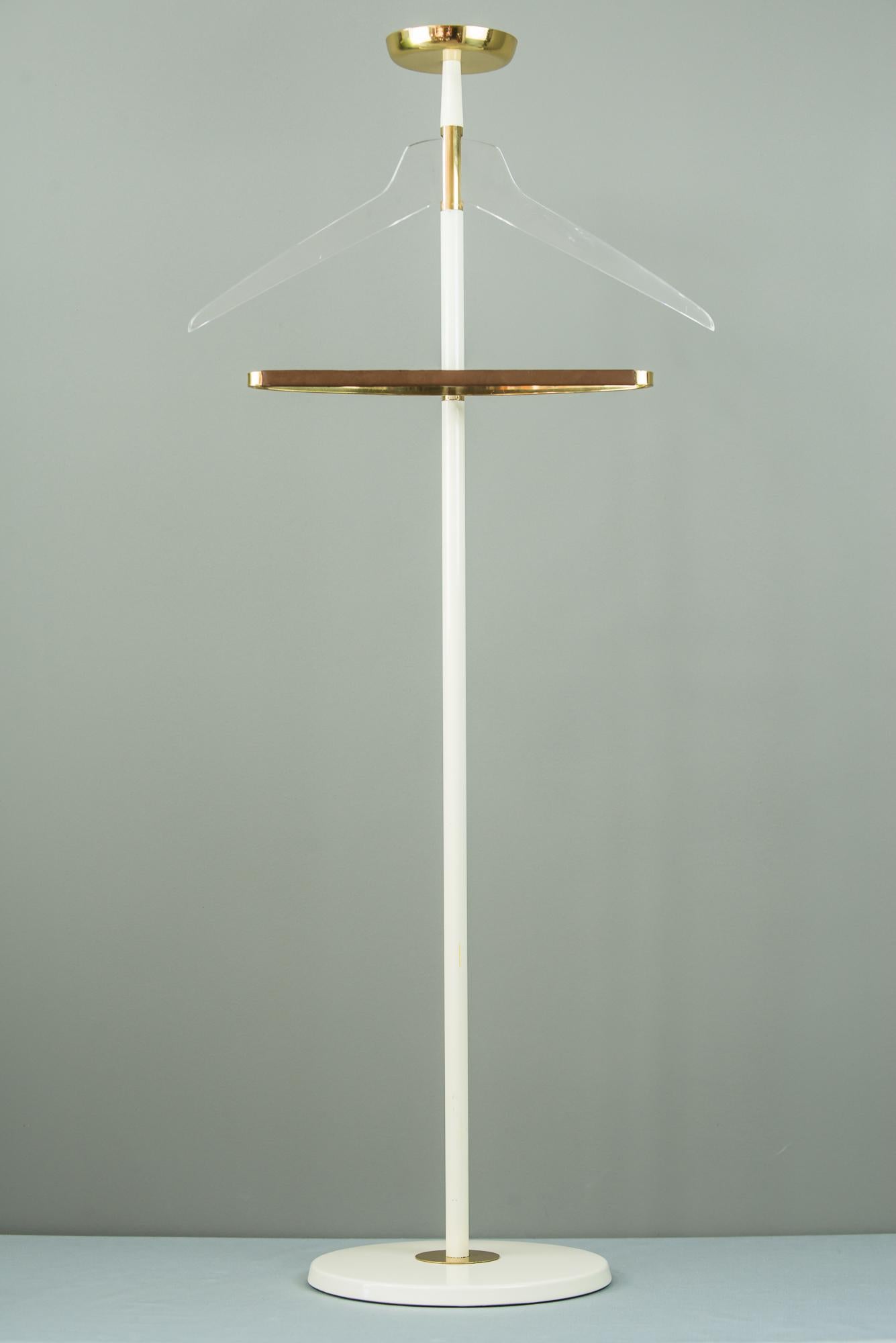 Coat rack executed in the 1950s by Vereinigte Werkstätten München Germany.
Original condition.

 