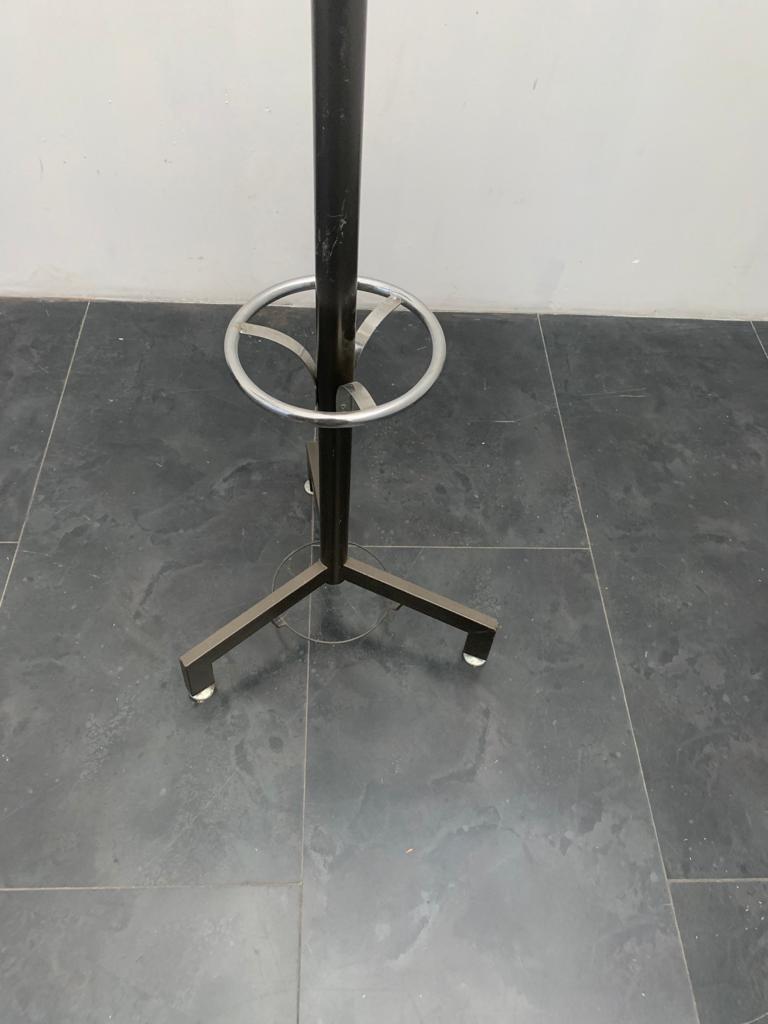 Coat Rack in Steel and Anthracite Lacquer, 1970s For Sale 3