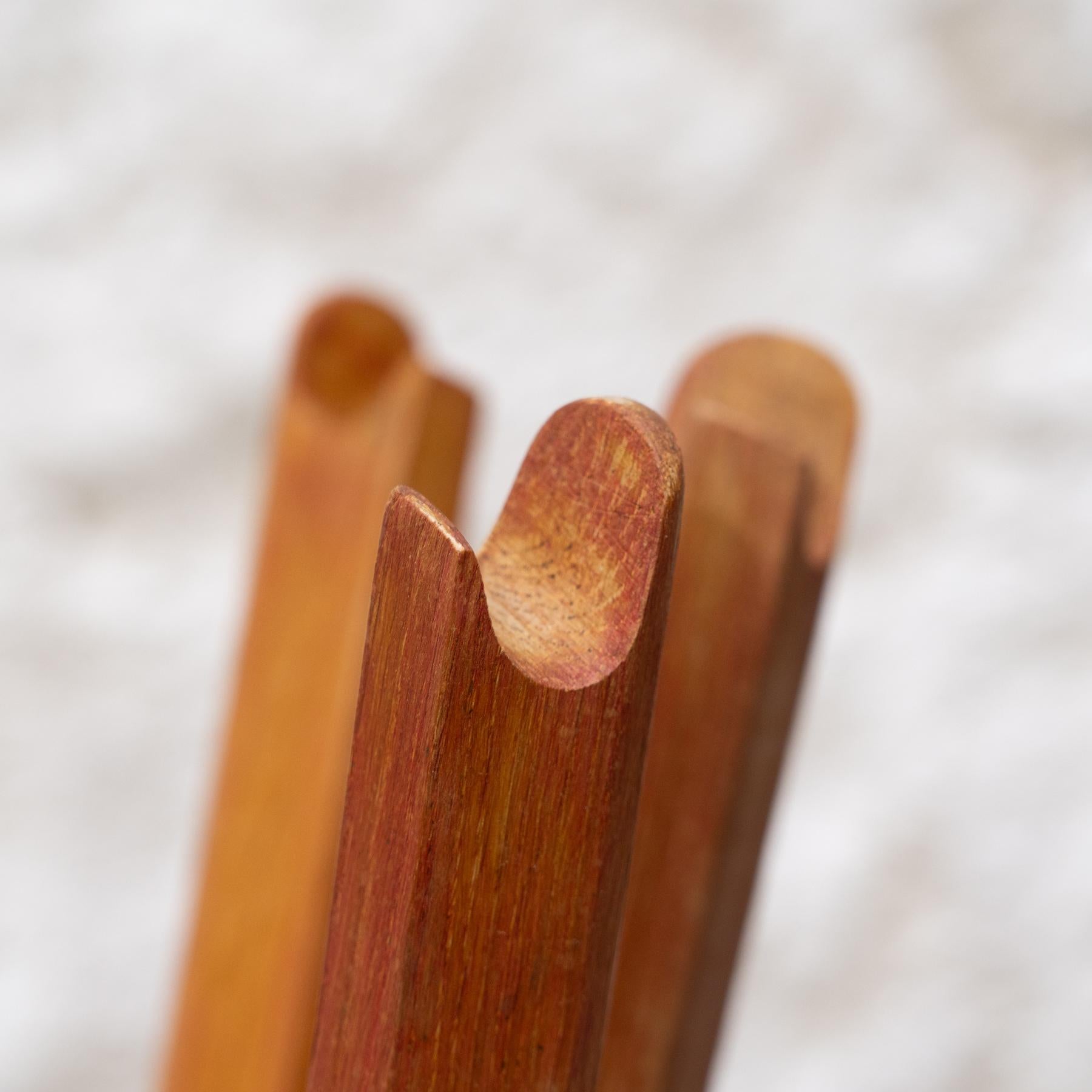 Coat Rack Model “Sciangai” by De Pas, D’Urbino, Lomazzi for Zanotta, Circa 1980 In Good Condition In Barcelona, Barcelona