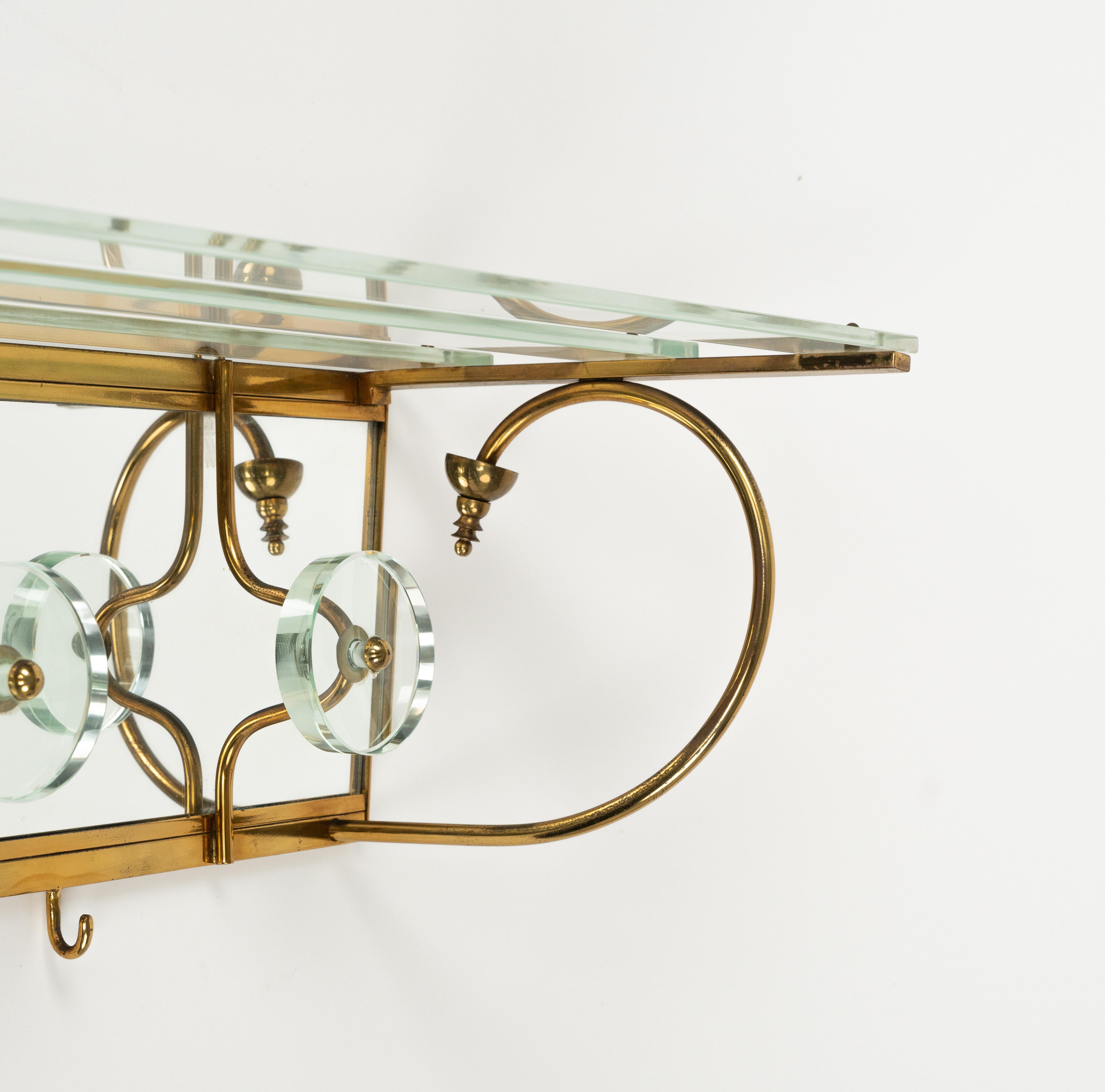 Coat Rack Shelf in Mirror, Brass and Glass Fontana Arte Style, Italy 1950s im Angebot 3