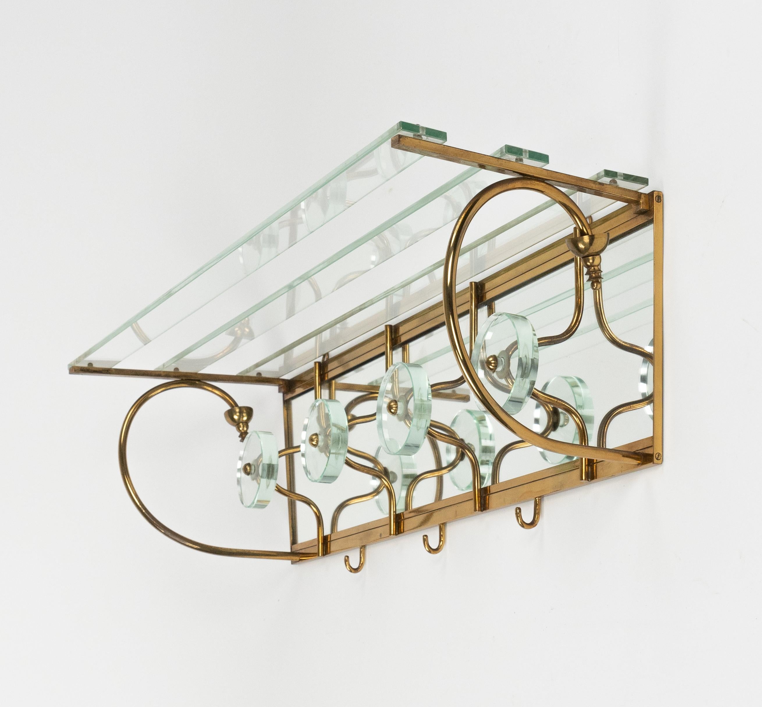 Coat Rack Shelf in Mirror, Brass and Glass Fontana Arte Style, Italy 1950s im Angebot 5