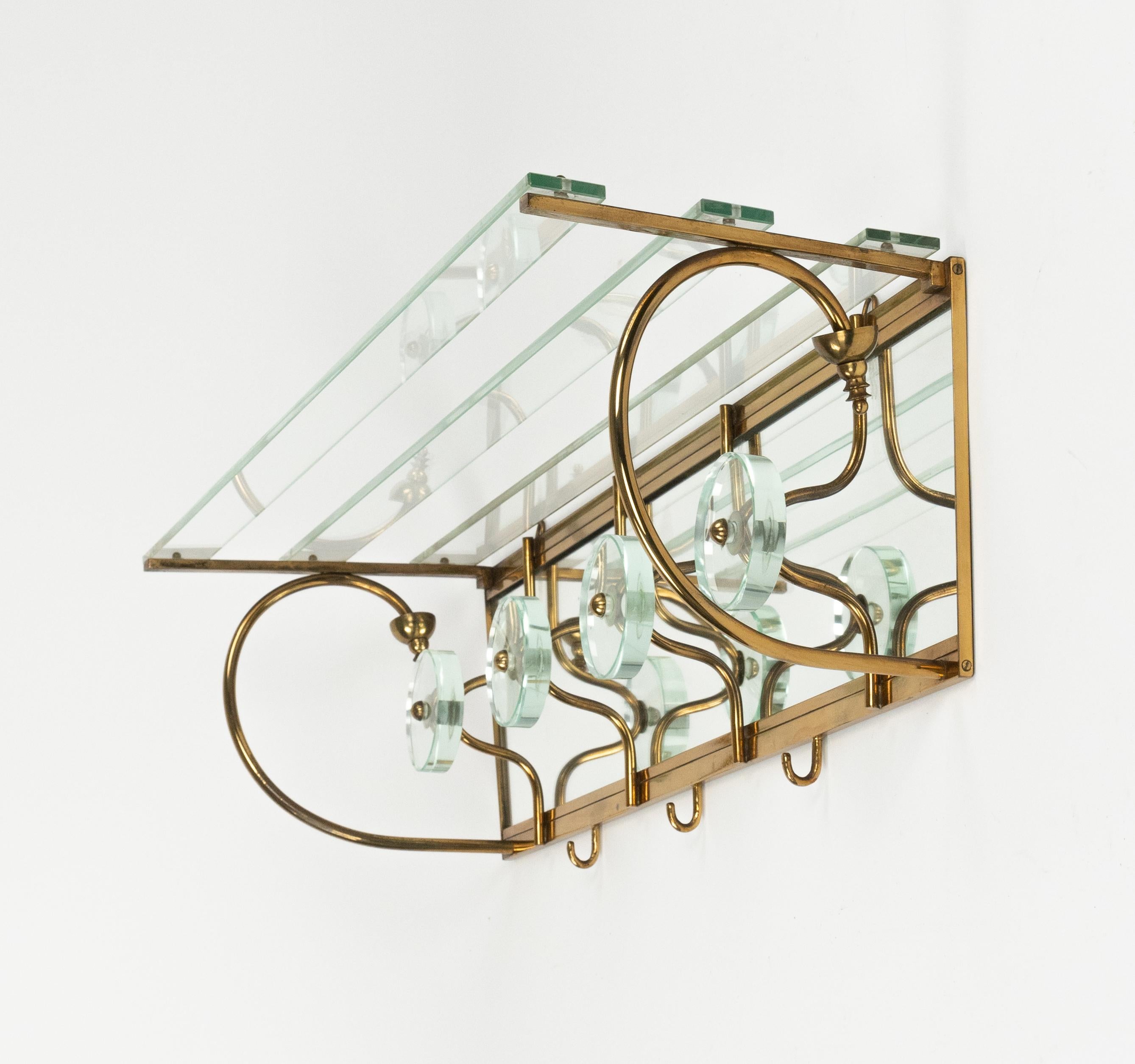 Coat Rack Shelf in Mirror, Brass and Glass Fontana Arte Style, Italy 1950s im Angebot 8