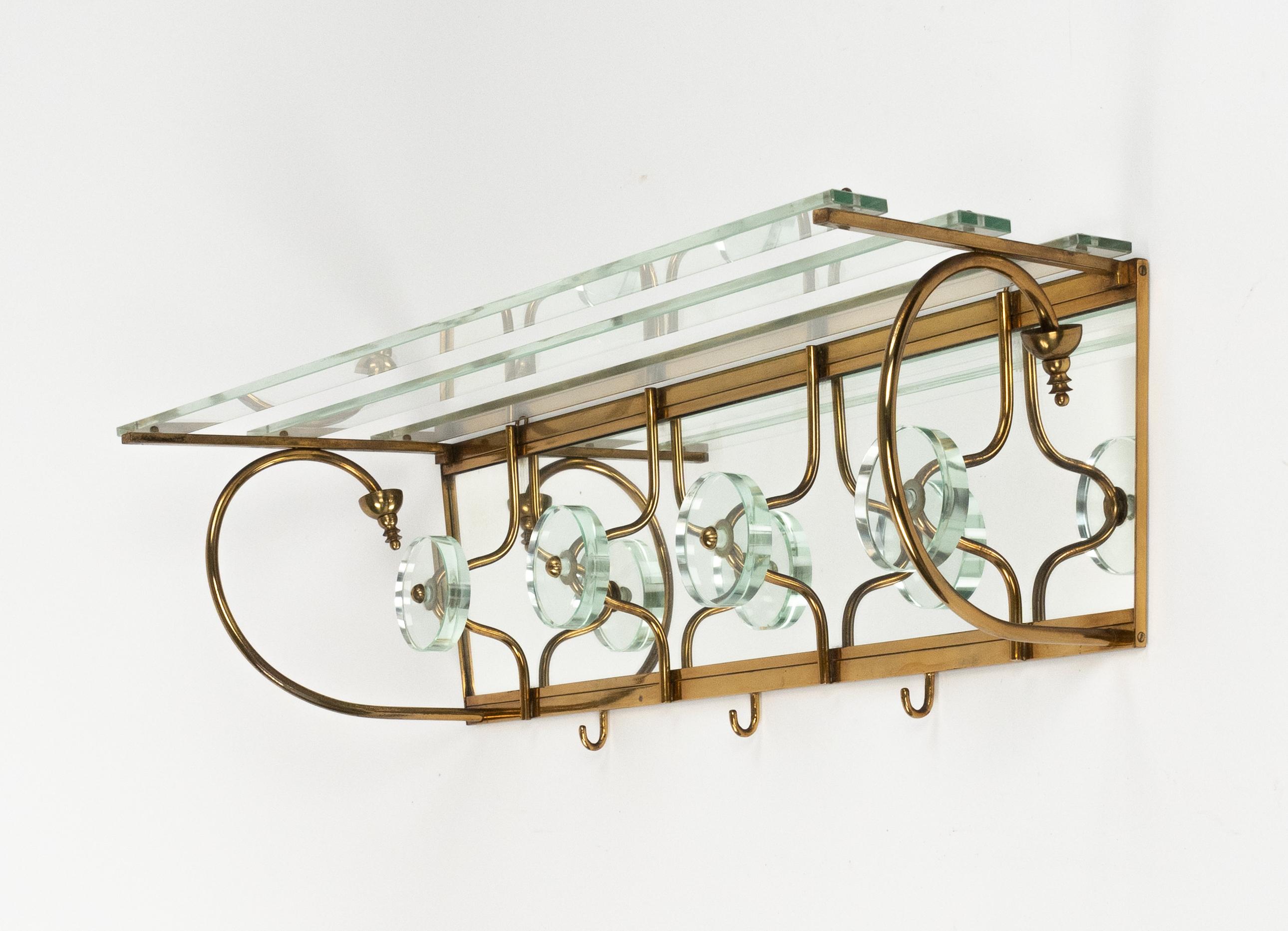 Coat Rack Shelf in Mirror, Brass and Glass Fontana Arte Style, Italy 1950s im Angebot 9