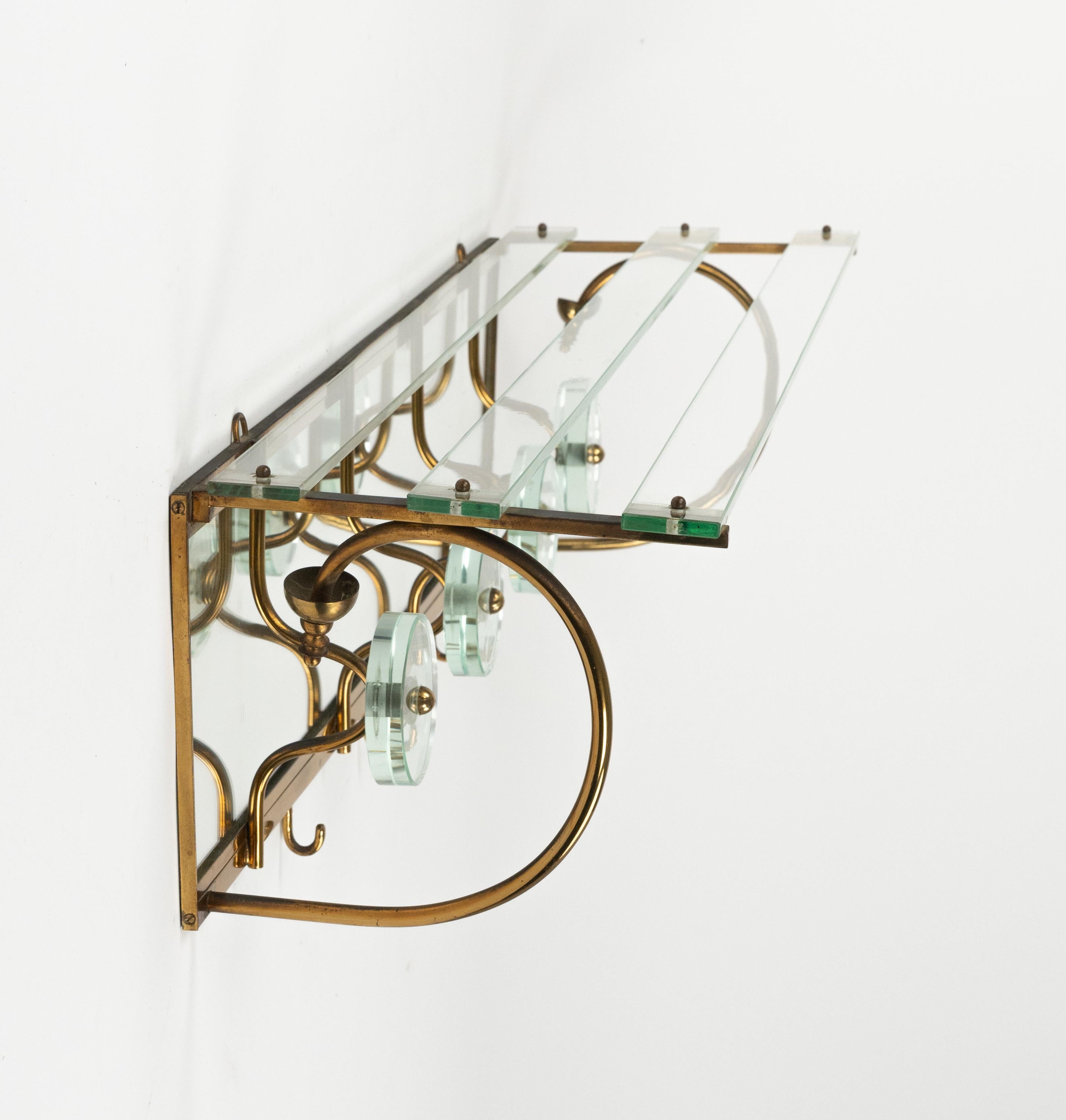 Coat Rack Shelf in Mirror, Brass and Glass Fontana Arte Style, Italy 1950s (Italienisch) im Angebot