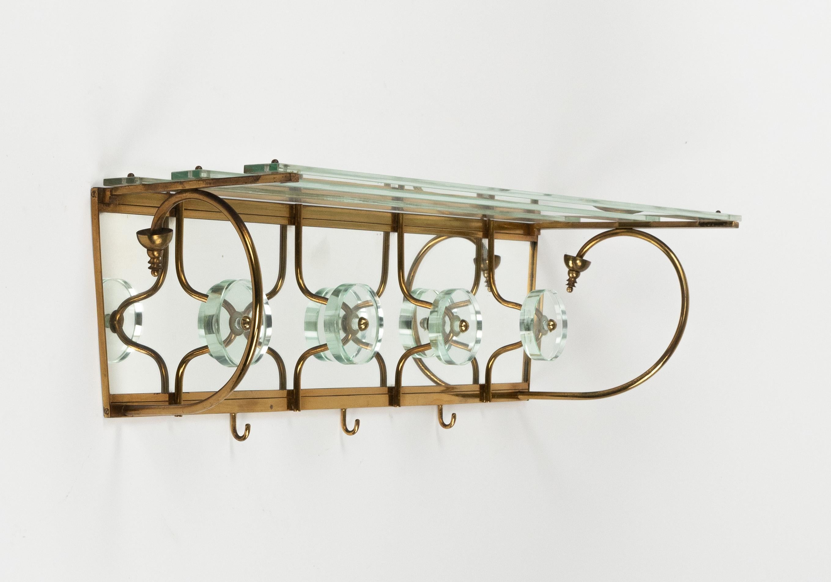 Coat Rack Shelf in Mirror, Brass and Glass Fontana Arte Style, Italy 1950s (Mitte des 20. Jahrhunderts) im Angebot