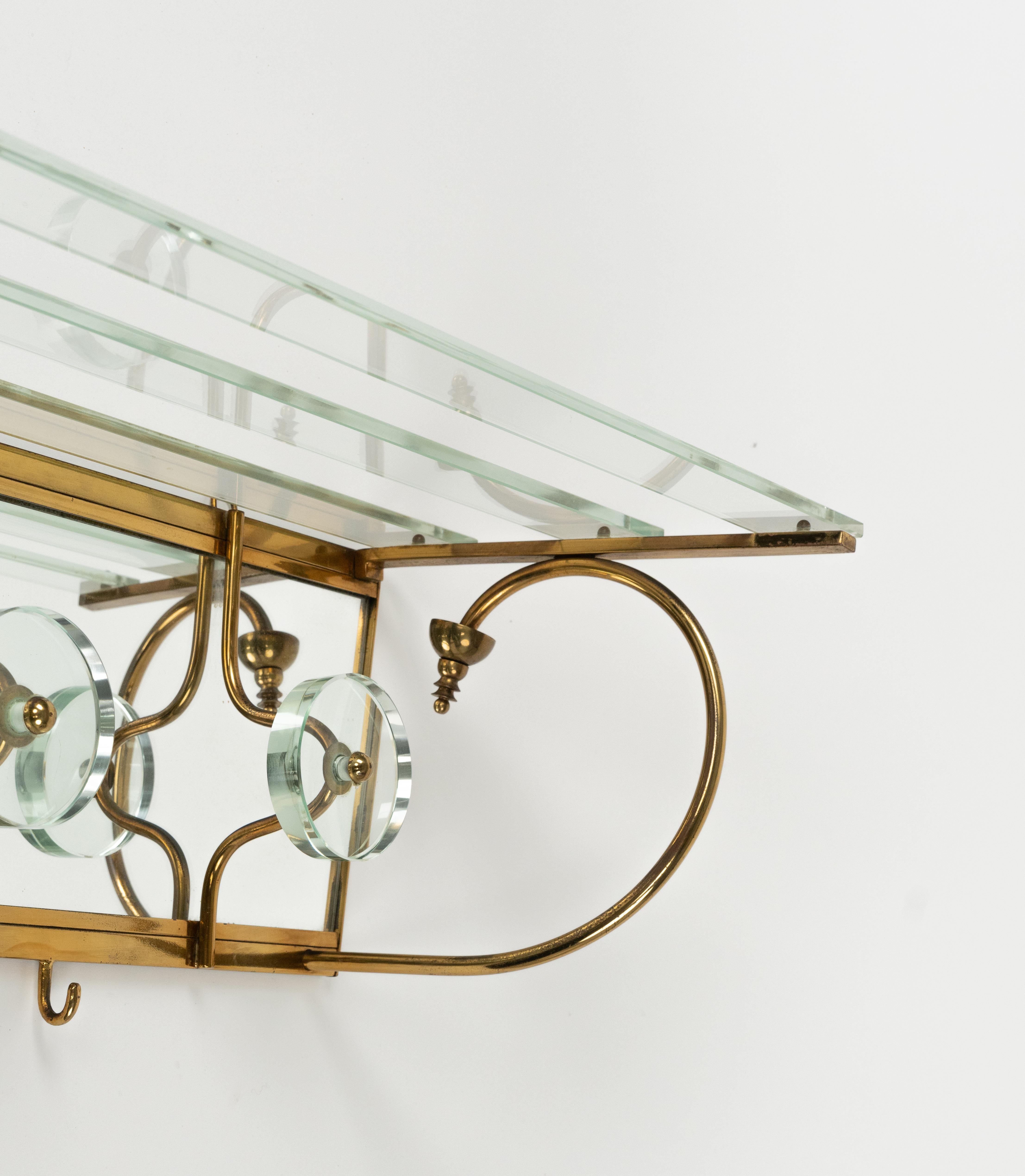 Coat Rack Shelf in Mirror, Brass and Glass Fontana Arte Style, Italy 1950s im Angebot 2
