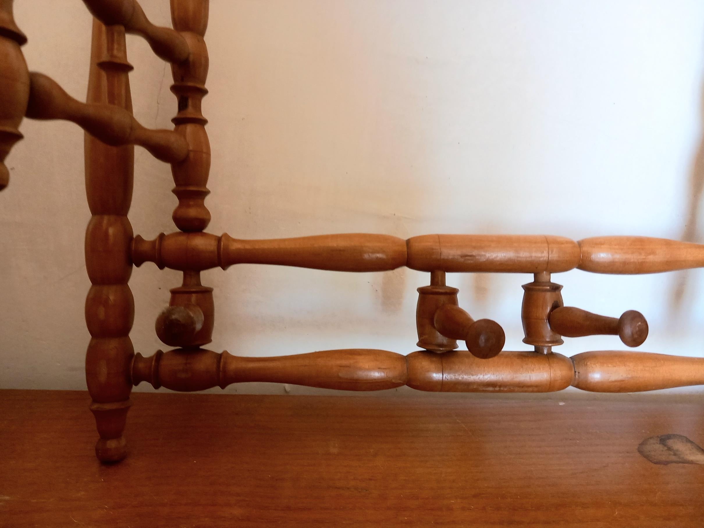 Coat Rack Wall Coat and Hat Racks and Stands Foldable 6 Hangers 19th Century For Sale 7