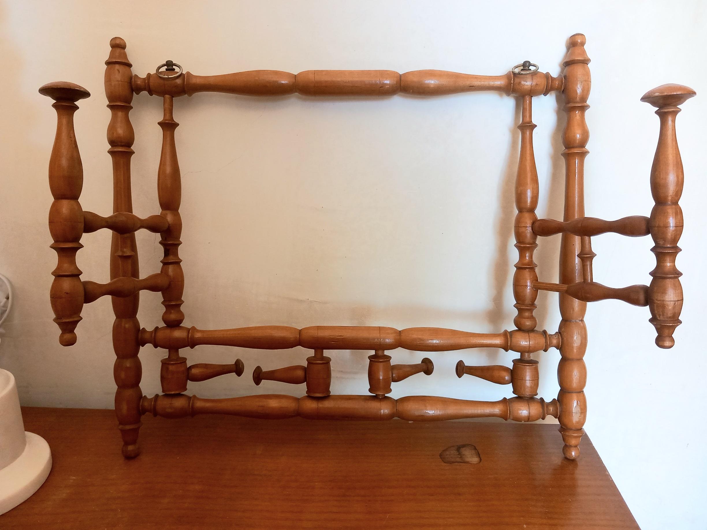 Coat Rack Wall Coat and Hat Racks and Stands Foldable 6 Hangers 19th Century For Sale 10
