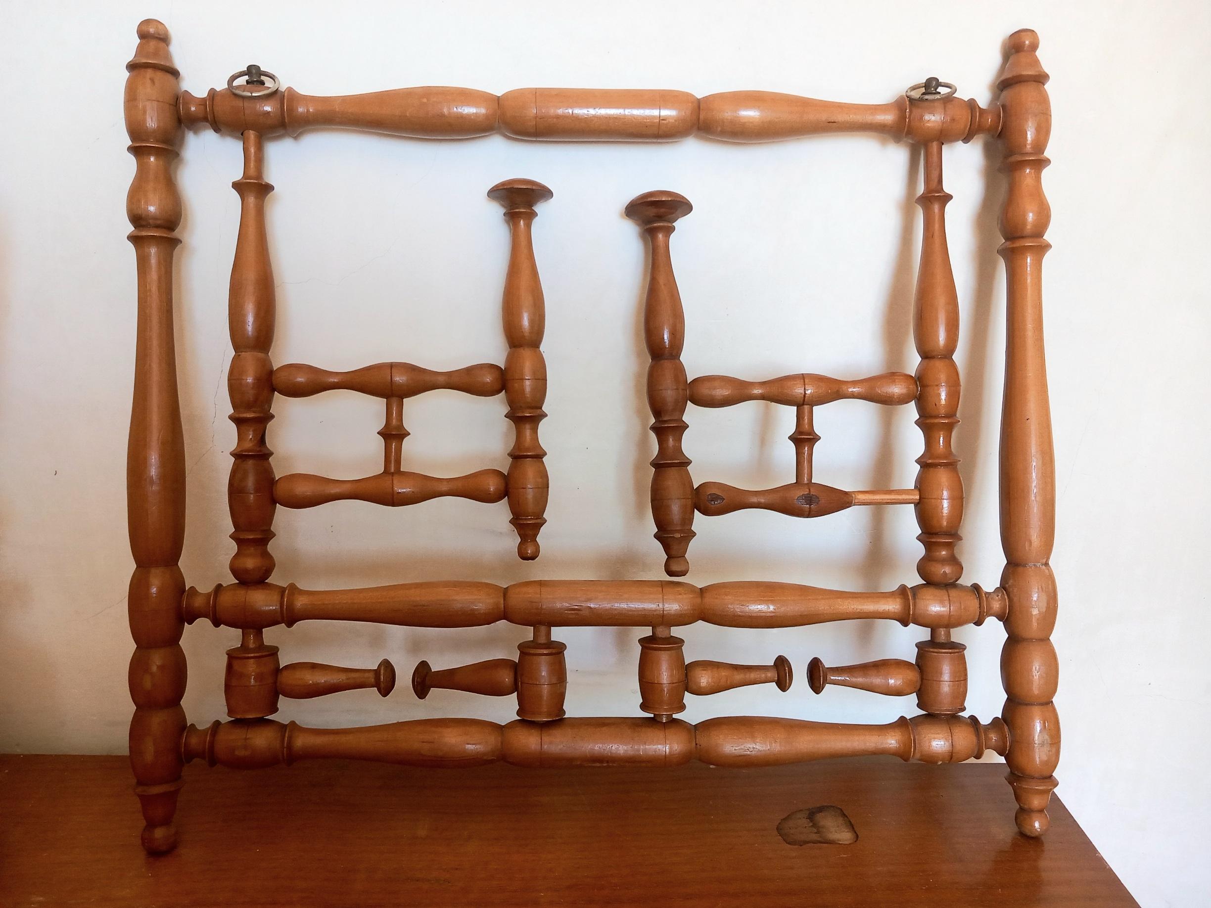 20th Century Coat Rack Wall Coat and Hat Racks and Stands Foldable 6 Hangers 19th Century For Sale