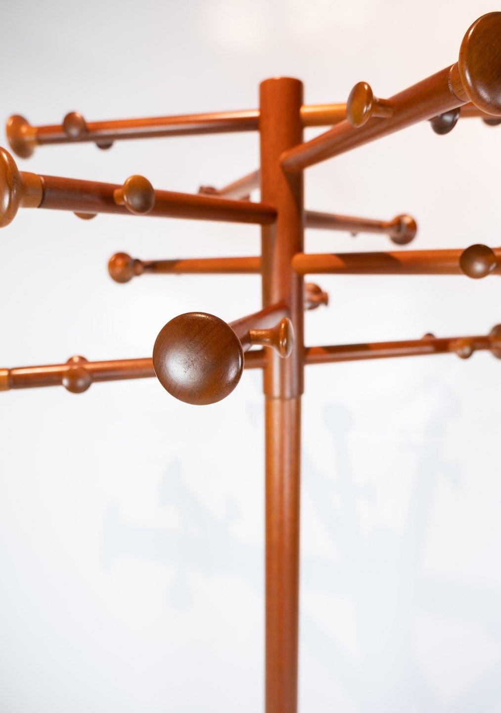 Scandinavian Modern Coat Stand in Mahogany Designed by Nanna Ditzel from 1992