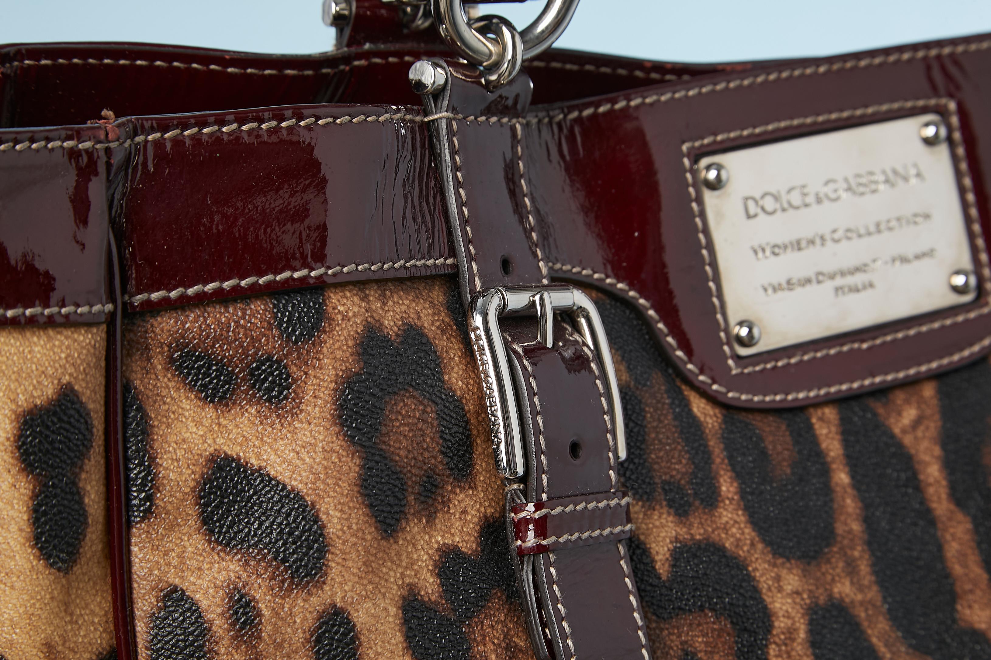 Coated leopard printed canevas and burgundypatent leather details Dolce Gabbana  For Sale 2