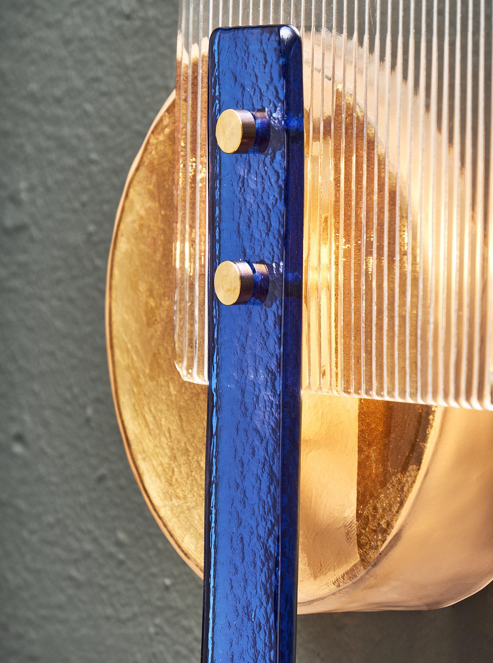 Wandleuchter aus kobaltfarbenem und goldenem Muranoglas im Angebot 1