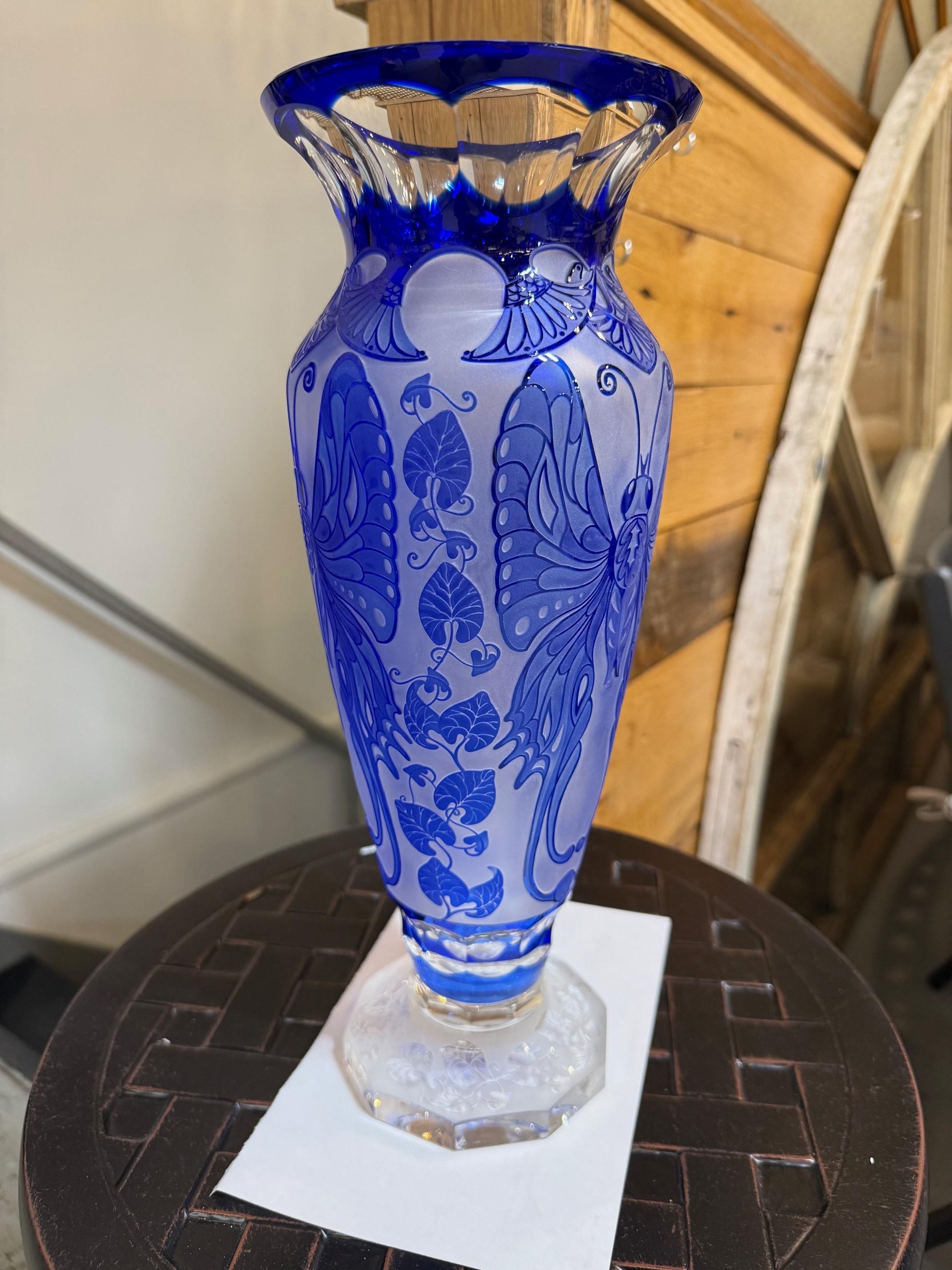 Cobalt Blue Cut Crystal Butterfly Vase Hand Made Ingrid Czech Republic In Good Condition For Sale In Stamford, CT
