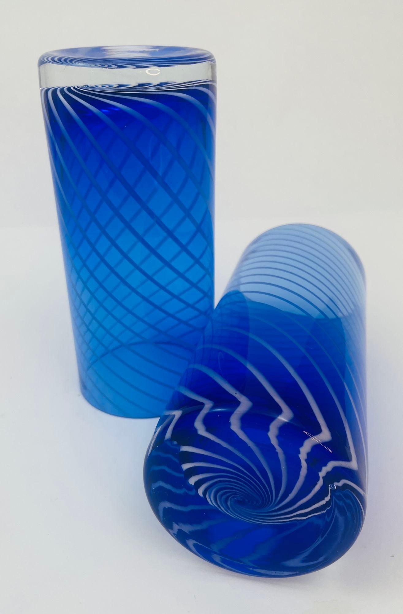 Set di 4 bicchieri a spirale blu cobalto degli anni '80 in vendita 3