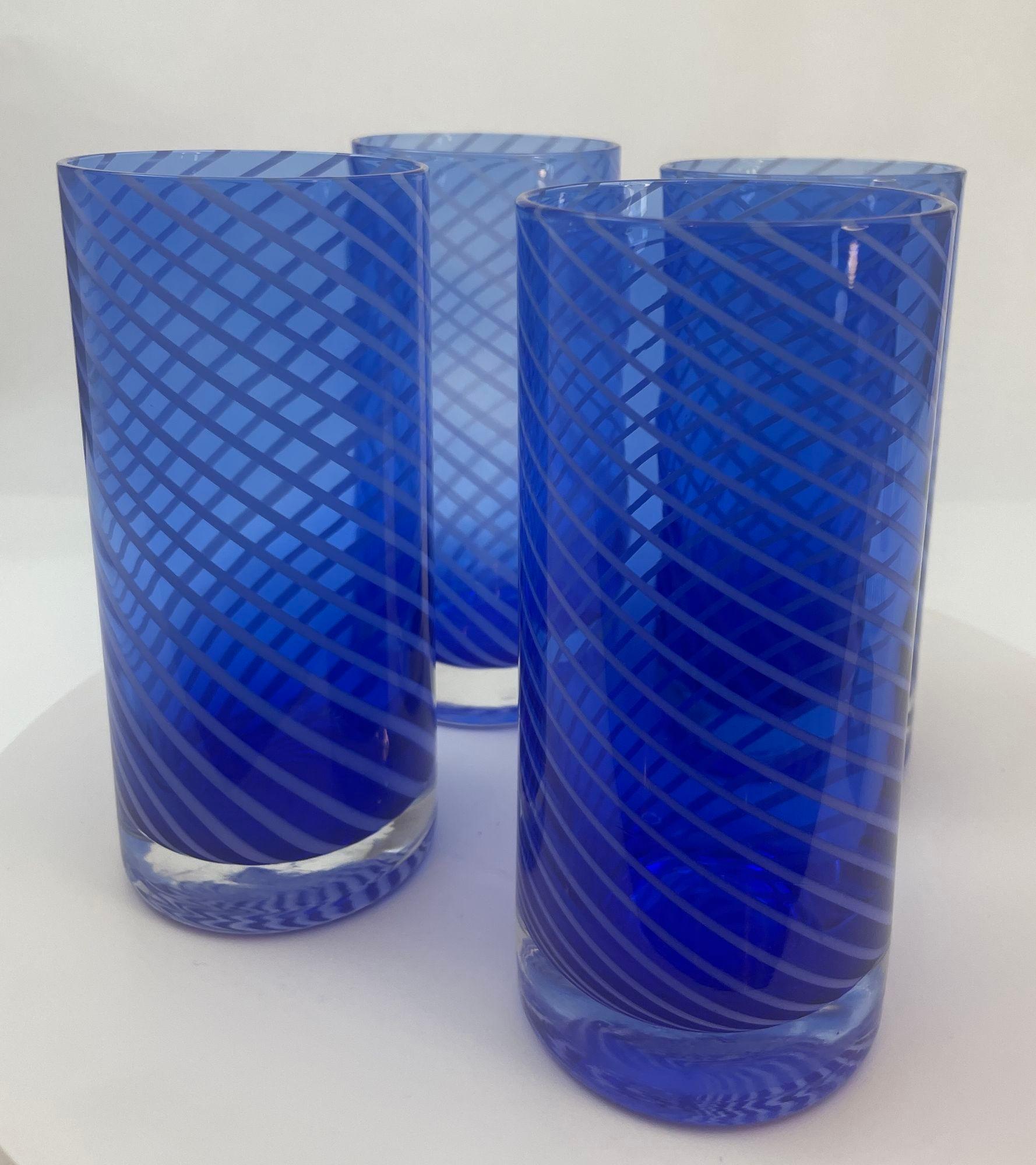 Set di 4 bicchieri a spirale blu cobalto degli anni '80 in vendita 5