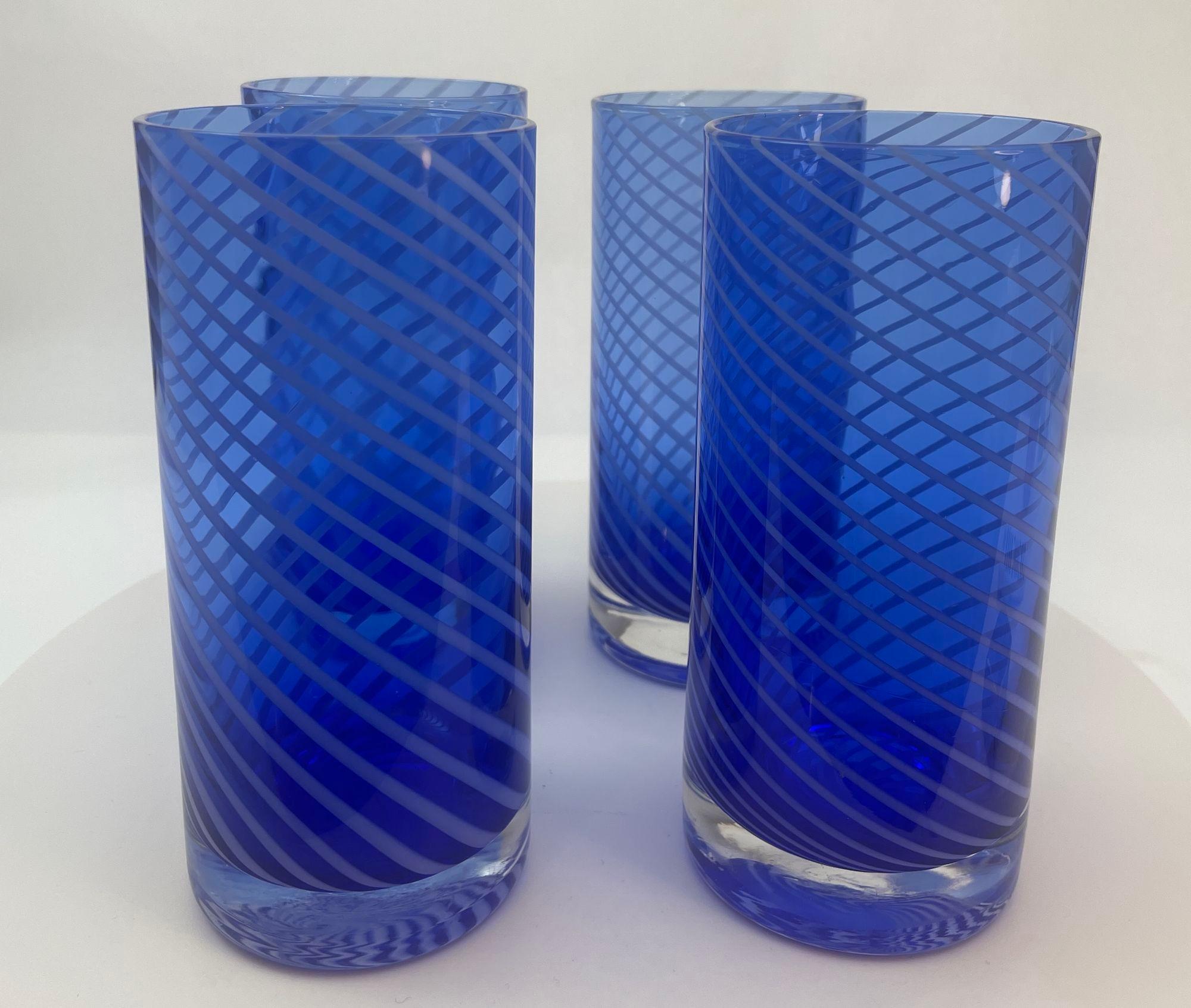 Set di 4 bicchieri a spirale blu cobalto degli anni '80 in vendita 6