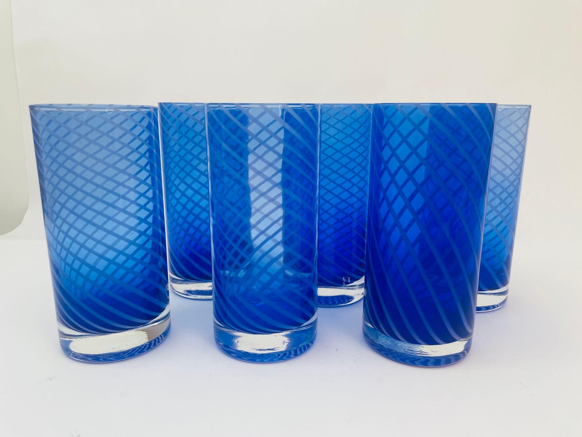 Set of 6 handmade cobalt blue candy stripe Italian drinking glasses tumblers highball barware in French Maison Baccarat style.
Fabulous hand blown vintage cobalt blue tumblers drinking glasses in beautiful color of deep cobalt blue and white glass
