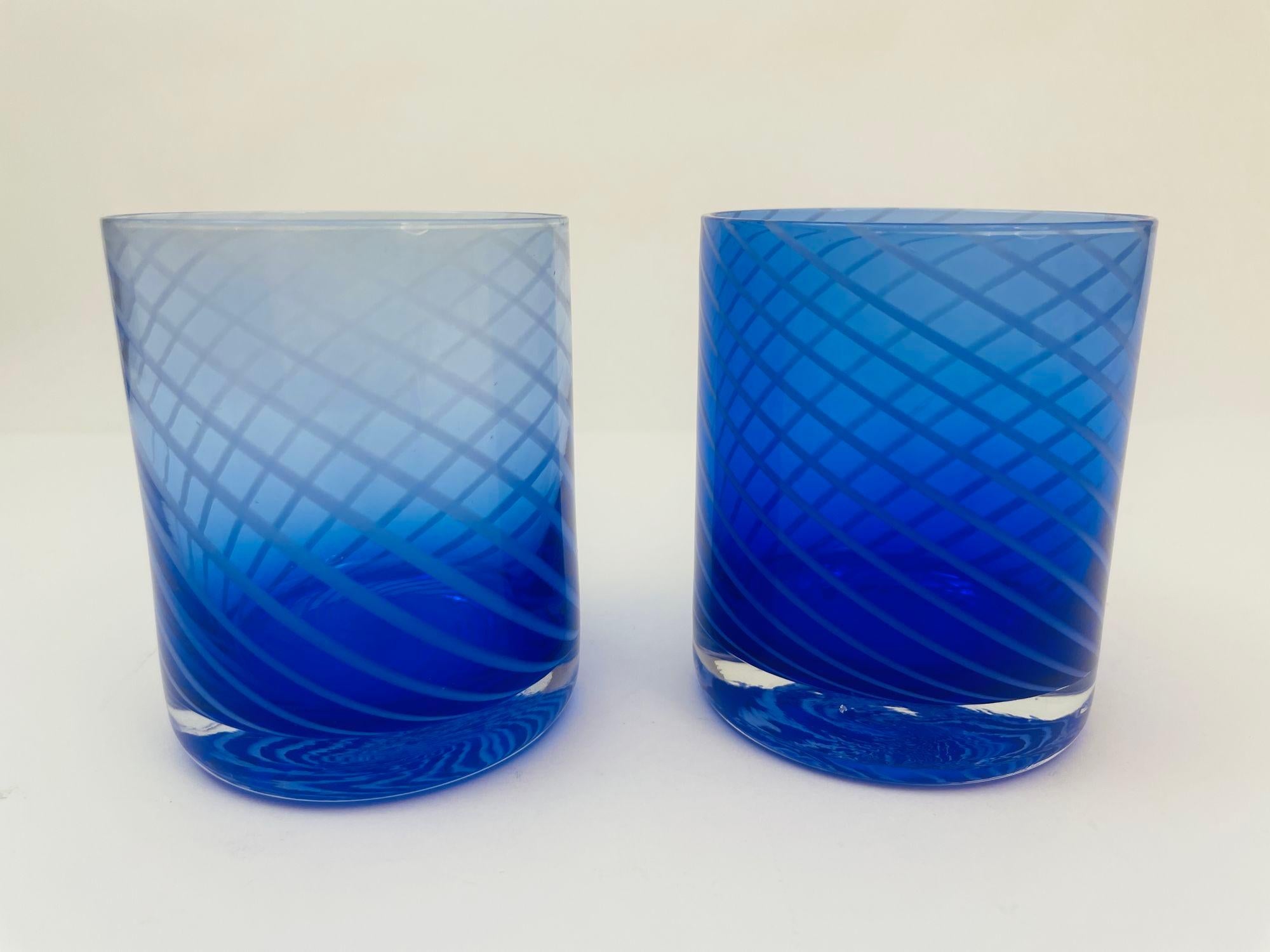 Juego de 4 copas azul cobalto espiral Italia años 80 en venta 7