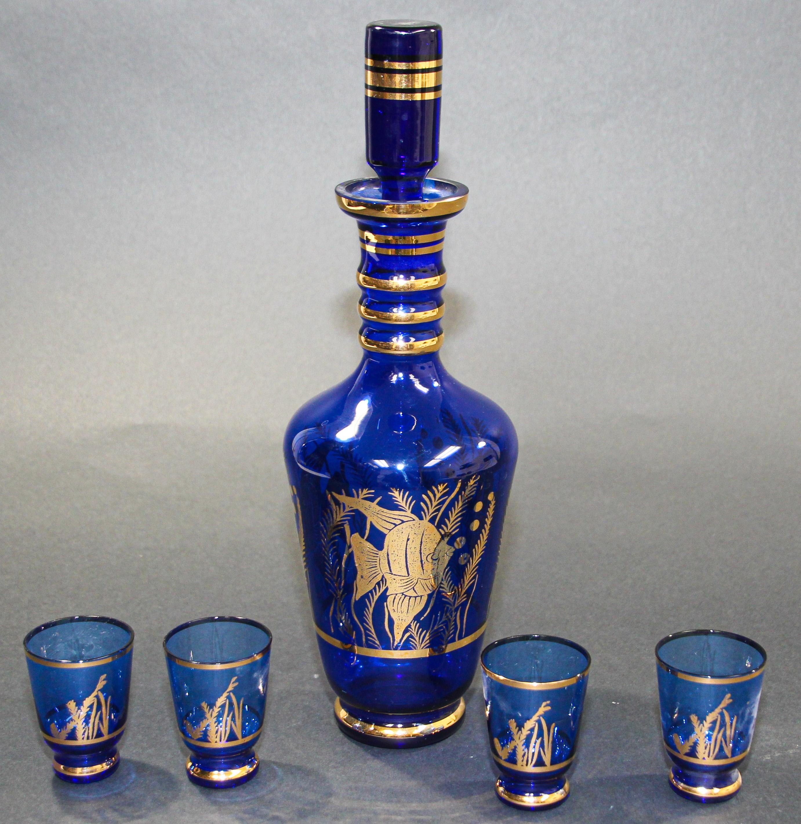 Bohème Coffret à liqueurs en verre émaillé bleu cobalt Carafe et verres en vente