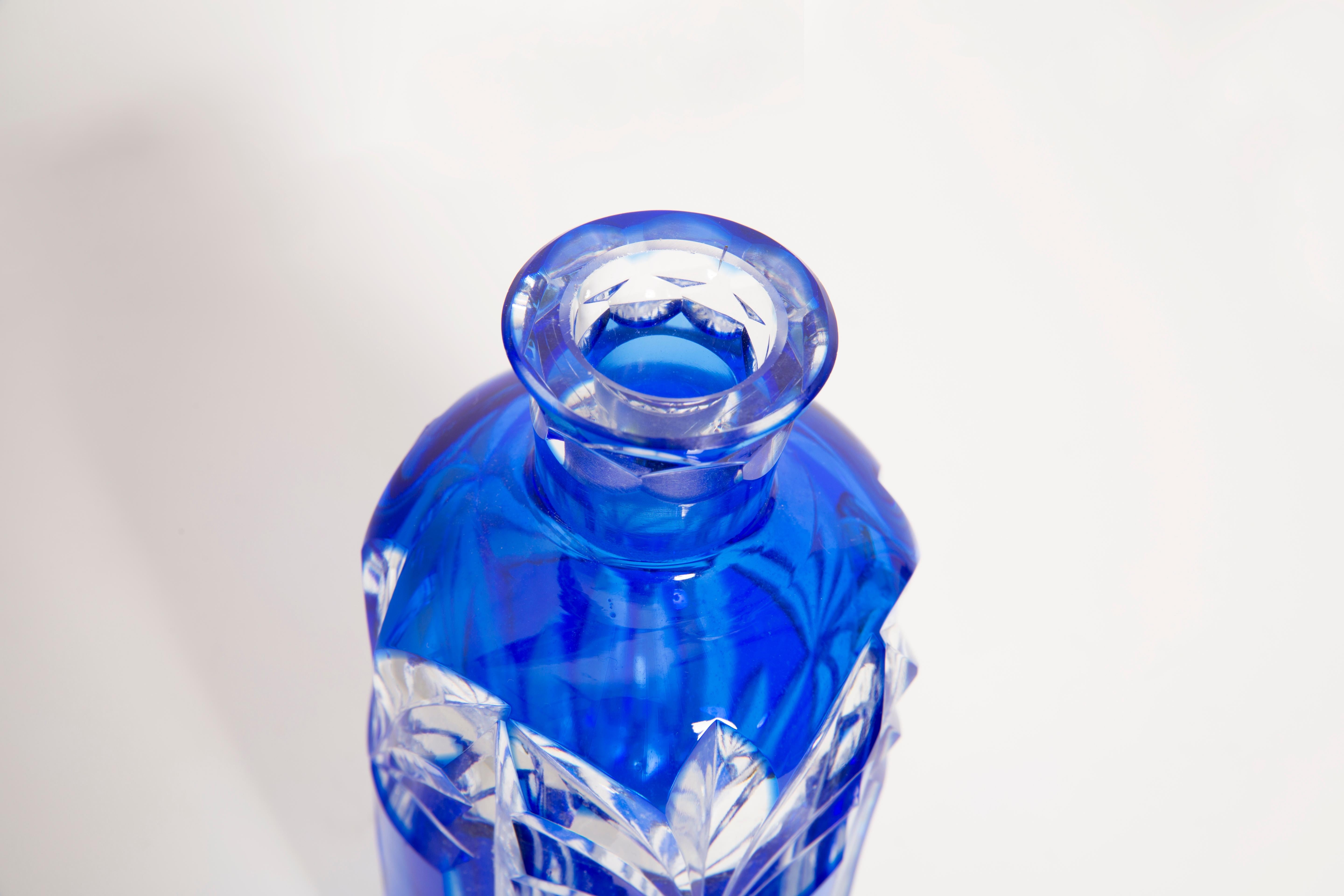 Cobalt Blue Glass Decanter with Stopper and Glasses, 20th Century, Europe, 1960s In Good Condition In 05-080 Hornowek, PL