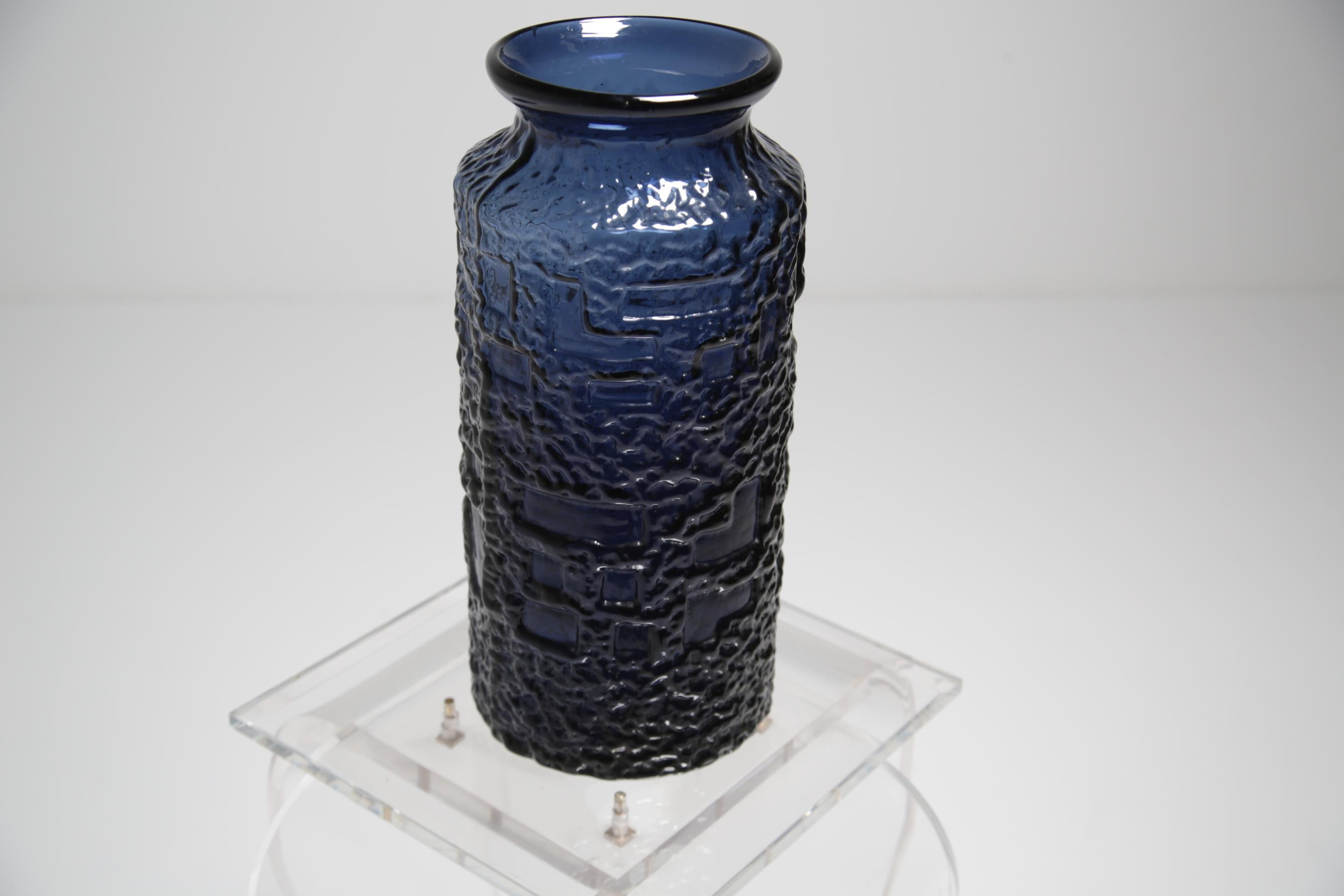 Kobaltblaue Glasbodenvase von Gote Augustsson für Ruda Glasbruk um 1960 im Angebot 3
