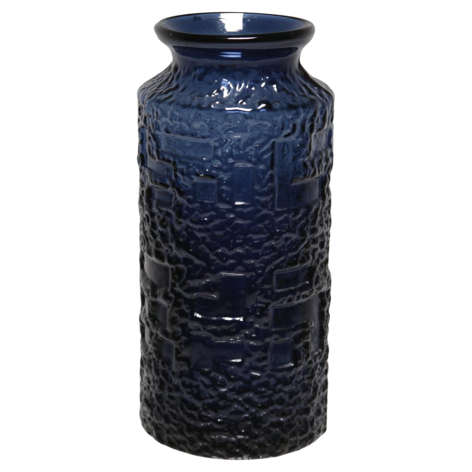 Kobaltblaue Glasbodenvase von Gote Augustsson für Ruda Glasbruk um 1960 im Angebot