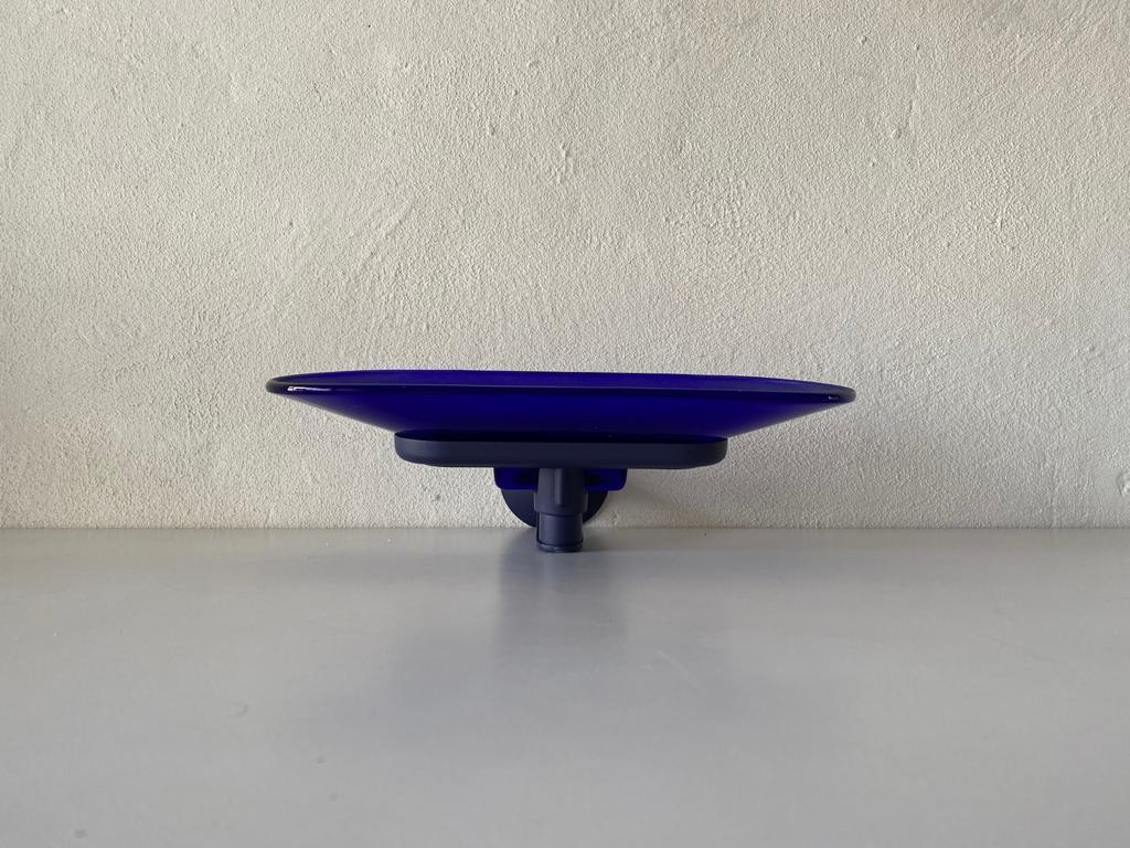 Cobalt Blue Glass Pair of Sconces by King and Miranda for Arteluce, 1980s, Italy For Sale 8