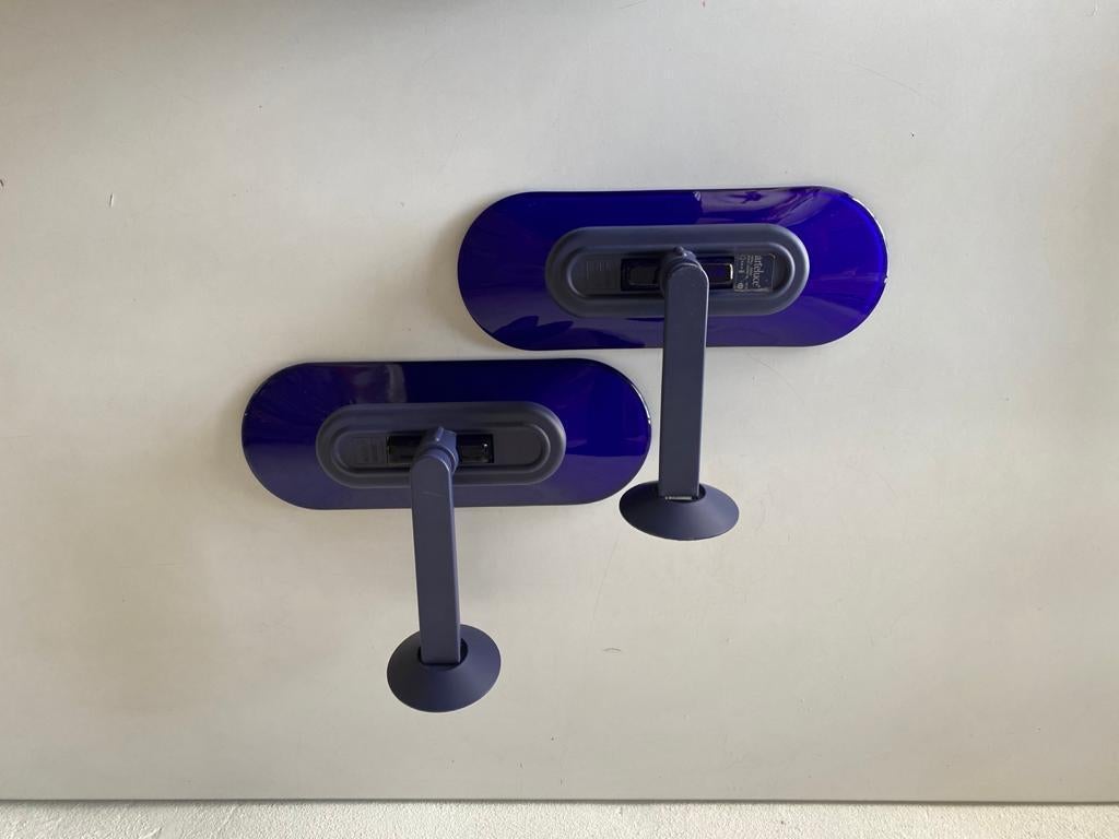 Italian Cobalt Blue Glass Pair of Sconces by King and Miranda for Arteluce, 1980s, Italy For Sale