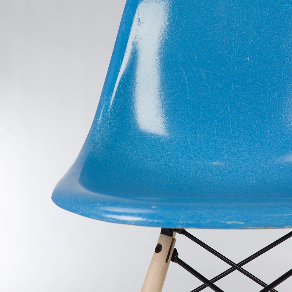 20th Century Cobalt Blue Herman Miller Eames DSW Side Shell Chair For Sale