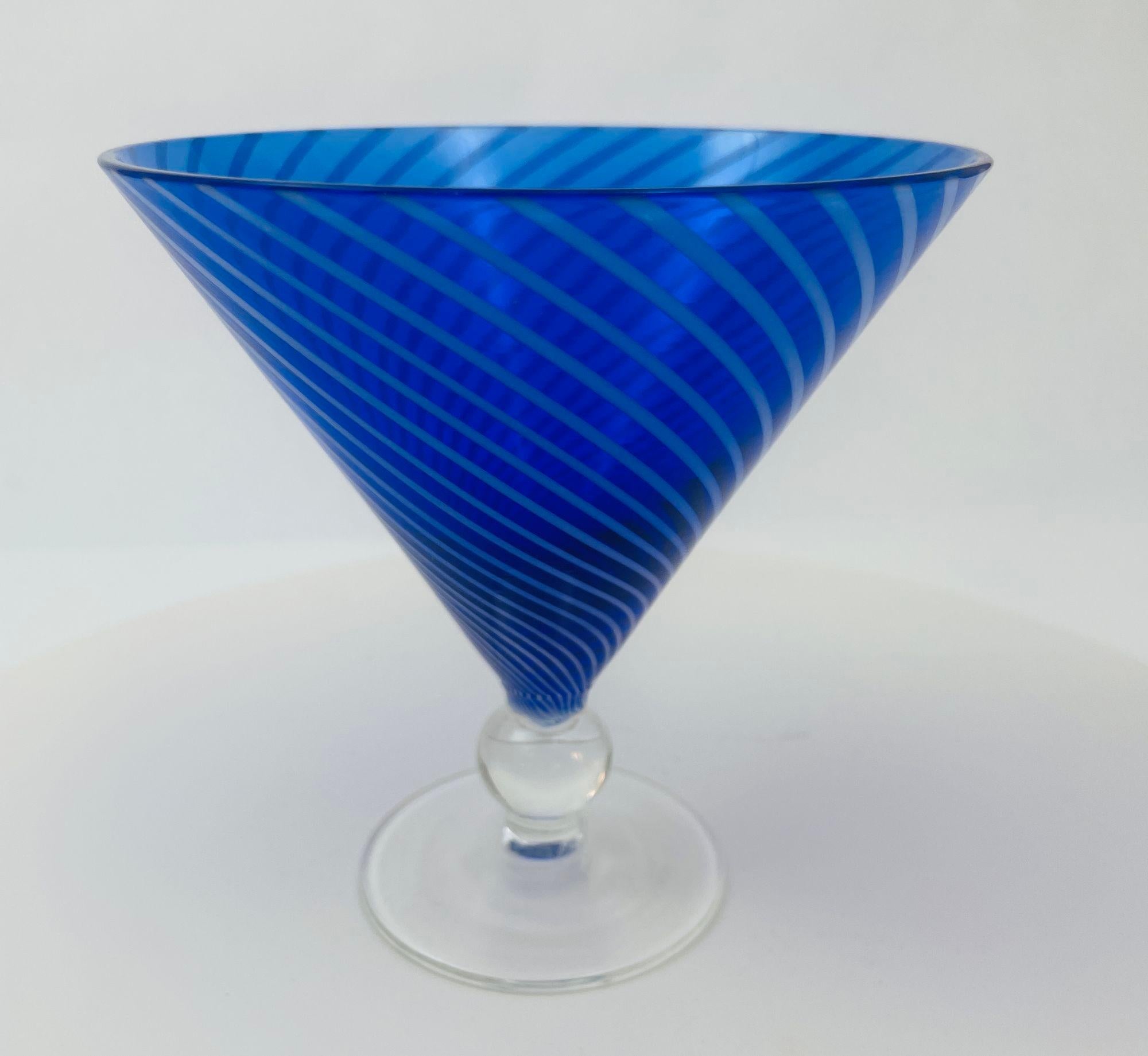 Cobalt Blue Italian Stemmed Martini Glasses Set of 6 Post Modern Barware 1980s For Sale 5