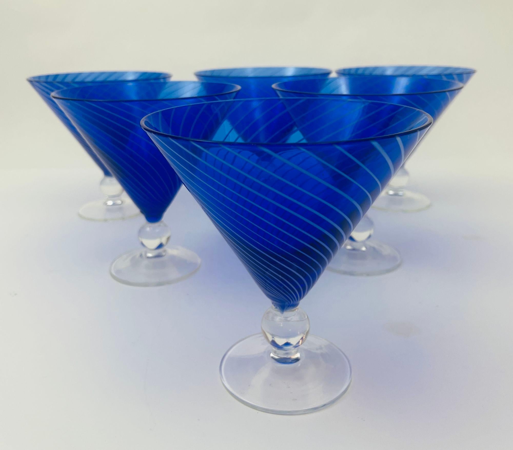 Hand-Crafted Cobalt Blue Italian Stemmed Martini Glasses Set of 6 Post Modern Barware 1980s For Sale