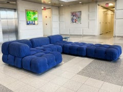 Divano modulare blu cobalto di Mario Bellini per B&B Italia