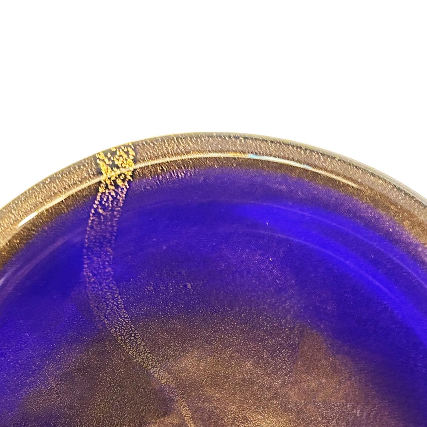 Ciotola in vetro di Murano blu cobalto con Avventurina In condizioni Nuovo in vendita a New York, NY