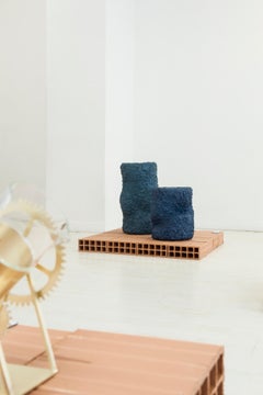 Tavolini blu cobalto, Set di due tavolini realizzati a mano, XS + XM, Contemporary Design