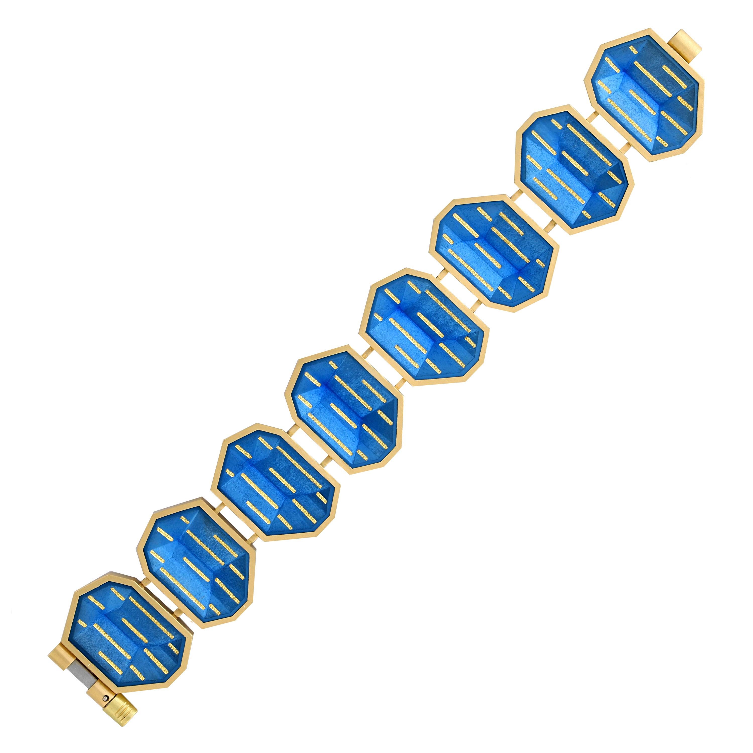 Contemporary Geometric Cobalt Blue Steel and Gold bracelet by Zoltan David For Sale