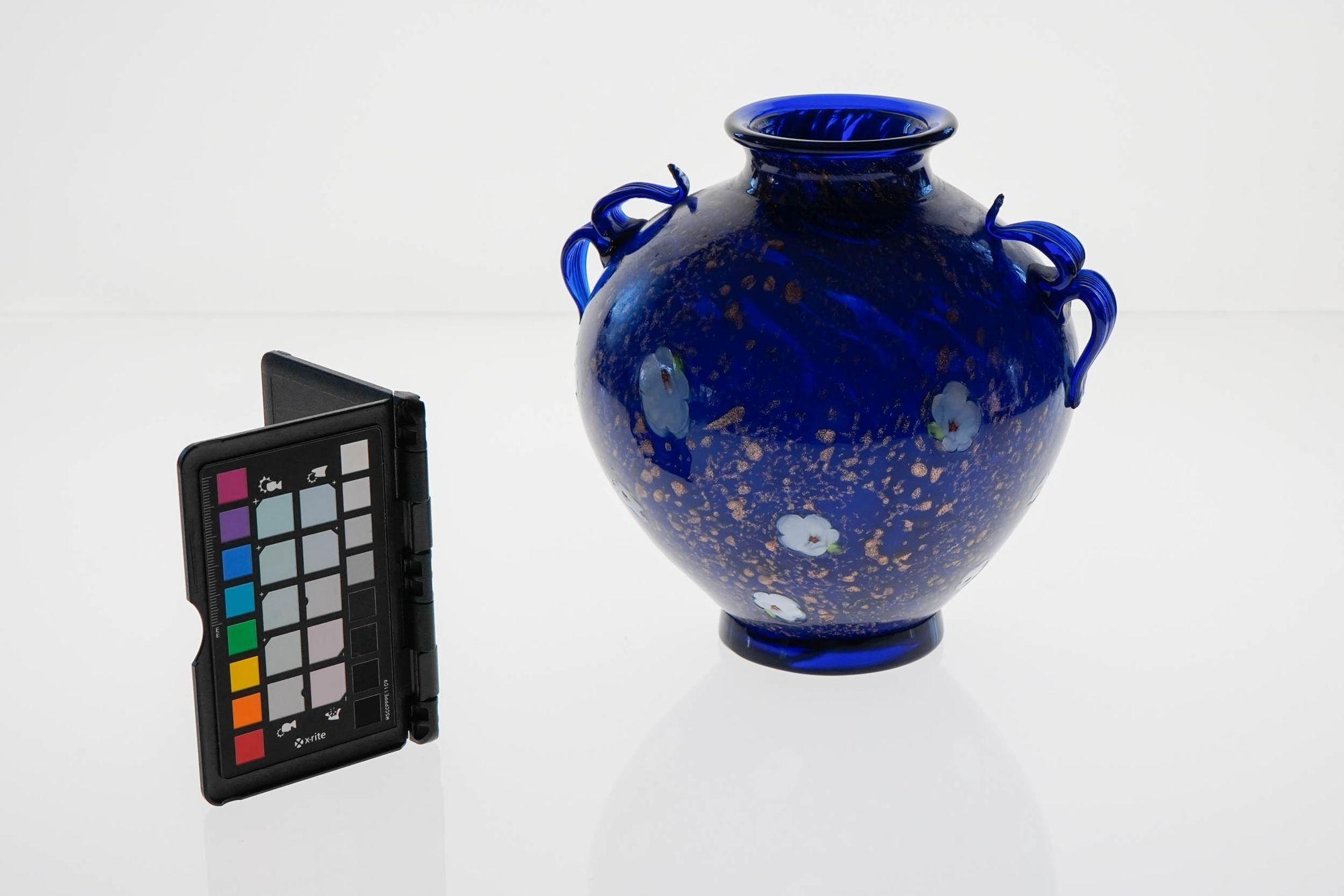 Cobalt Murano Glass Vase, Murrine and Avventurina. Lapis Lazuli. Fratelli Toso For Sale 14