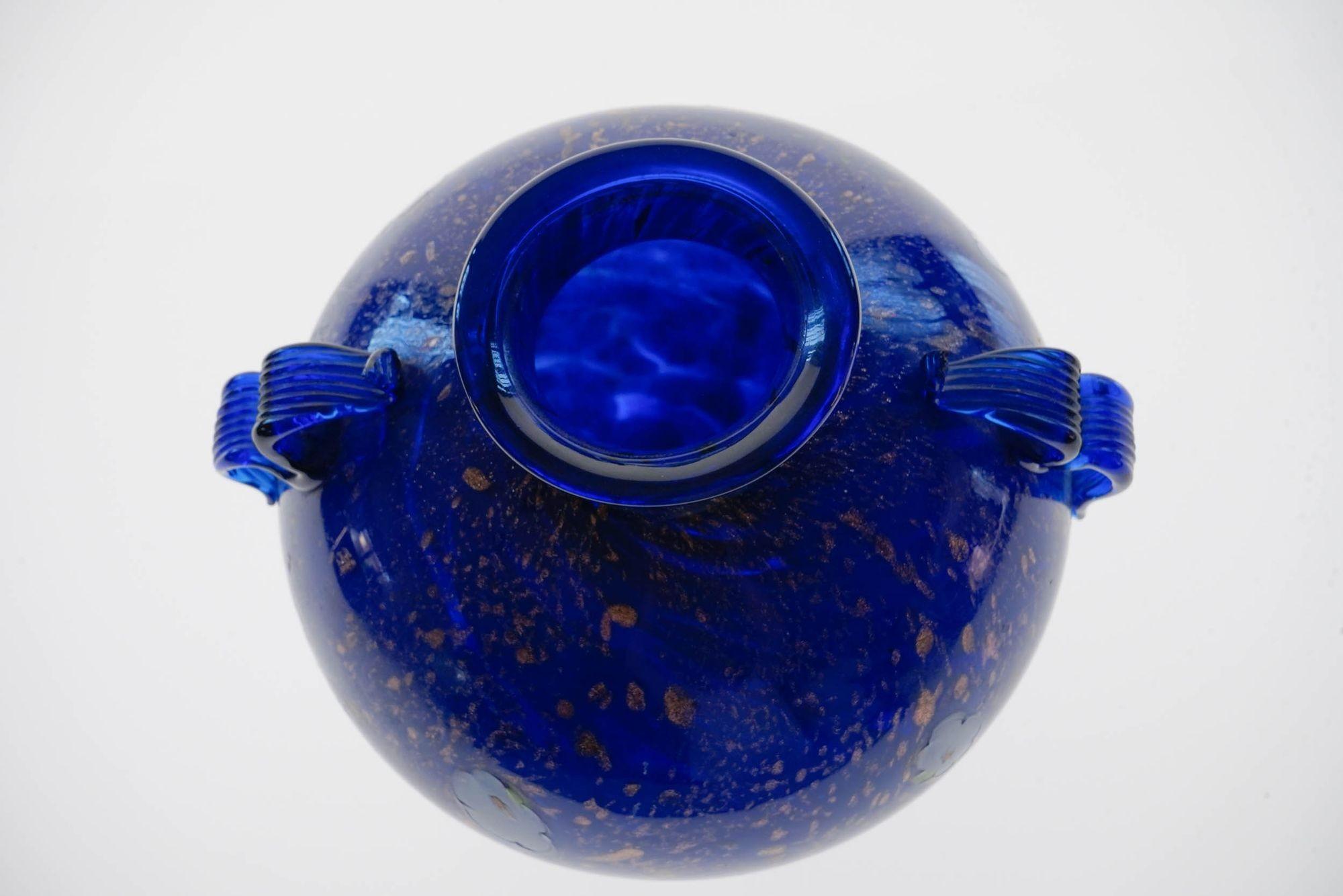 Cobalt Murano Glass Vase, Murrine and Avventurina. Lapis Lazuli. Fratelli Toso For Sale 1